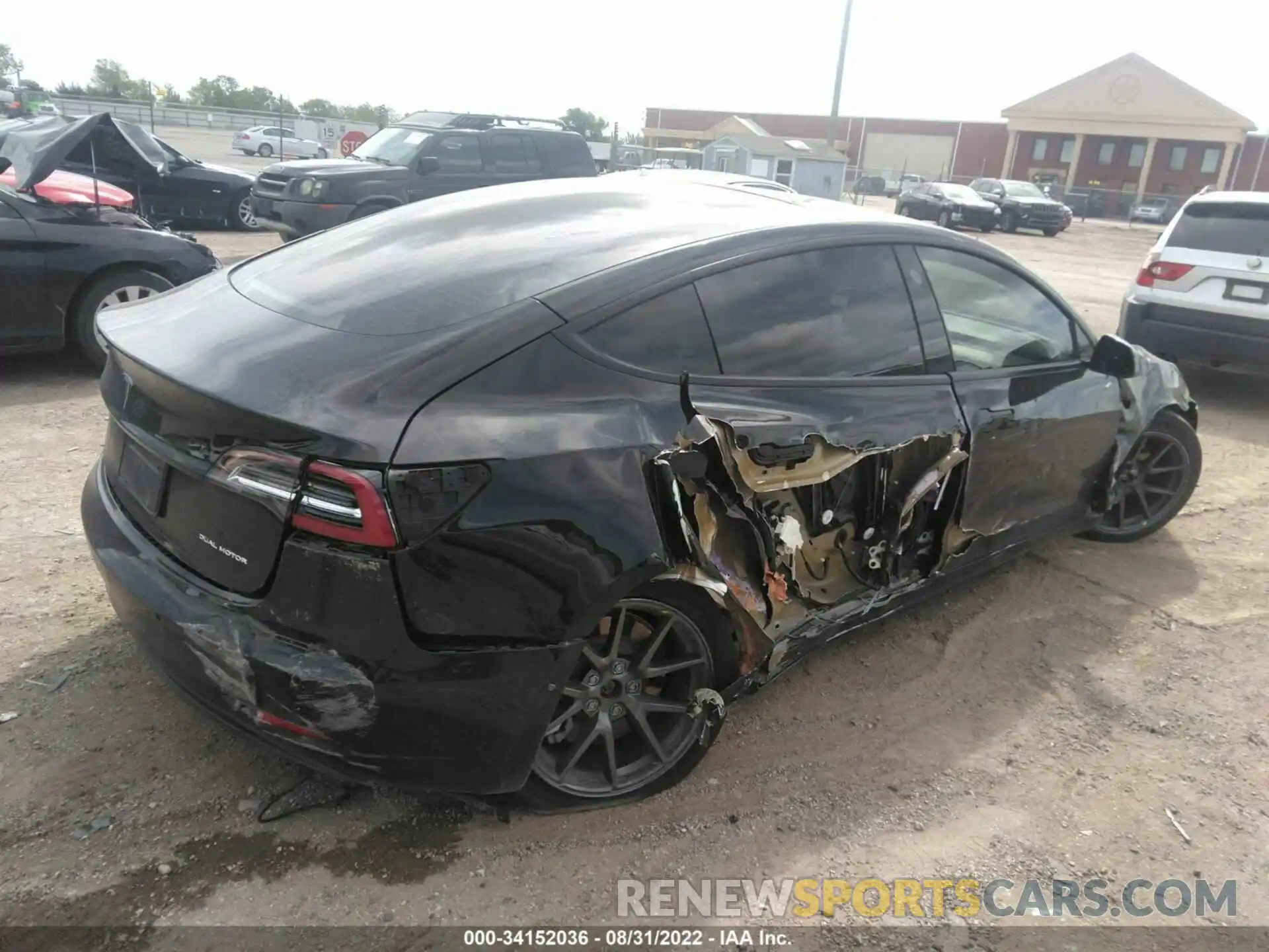 4 Photograph of a damaged car 5YJ3E1EB1NF120722 TESLA MODEL 3 2022