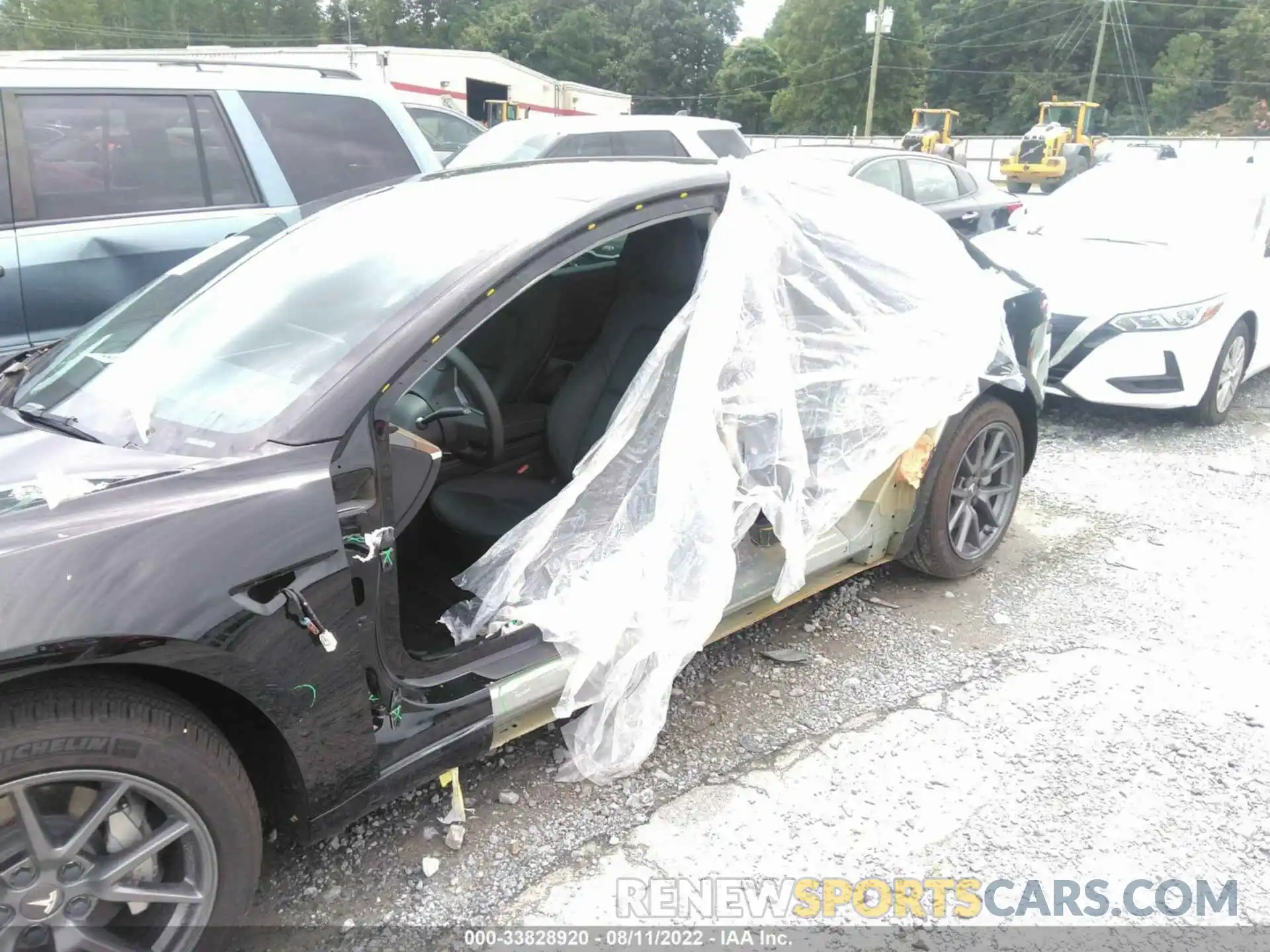 6 Photograph of a damaged car 5YJ3E1EB1NF179530 TESLA MODEL 3 2022