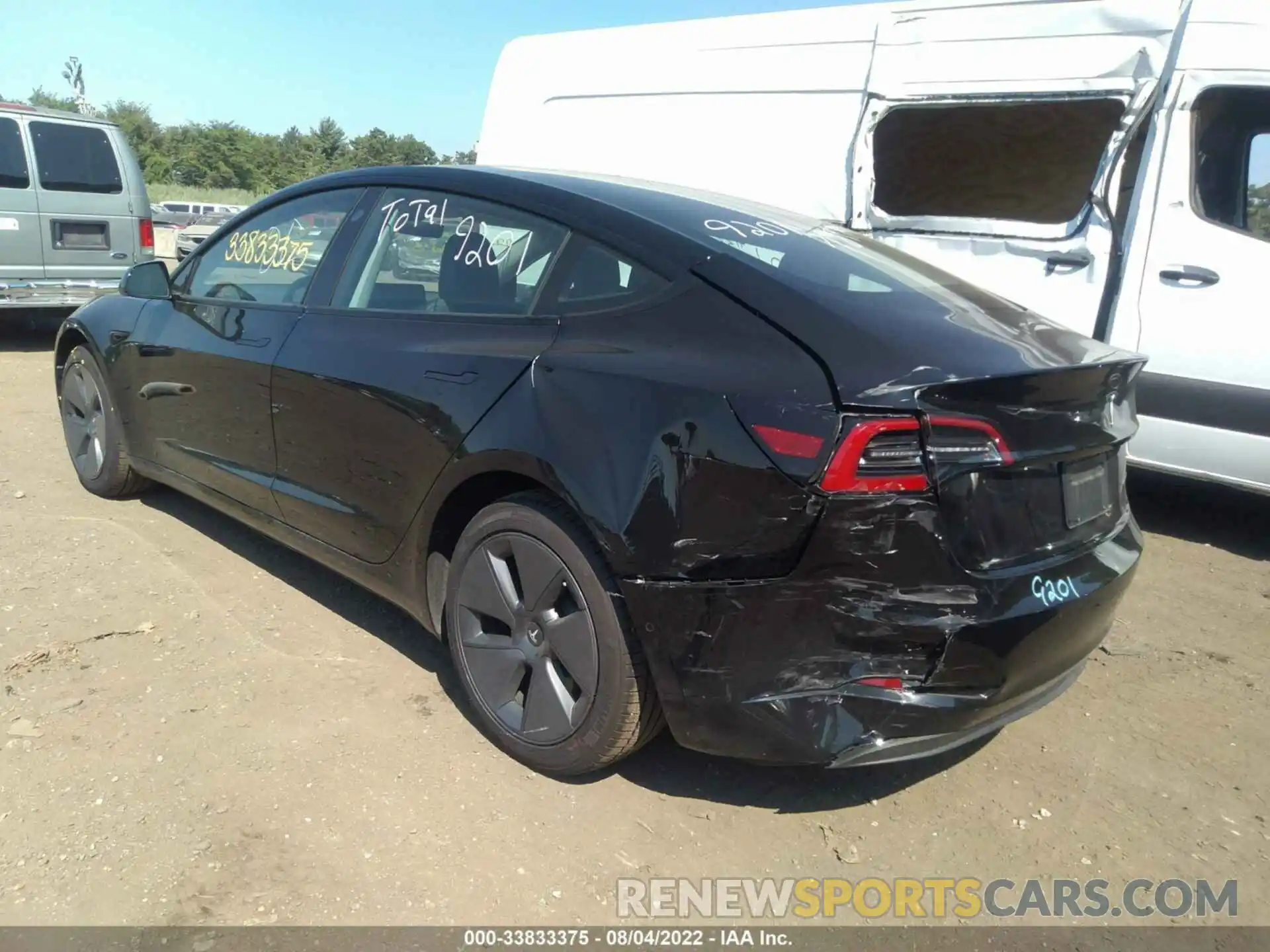 3 Photograph of a damaged car 5YJ3E1EB1NF191628 TESLA MODEL 3 2022