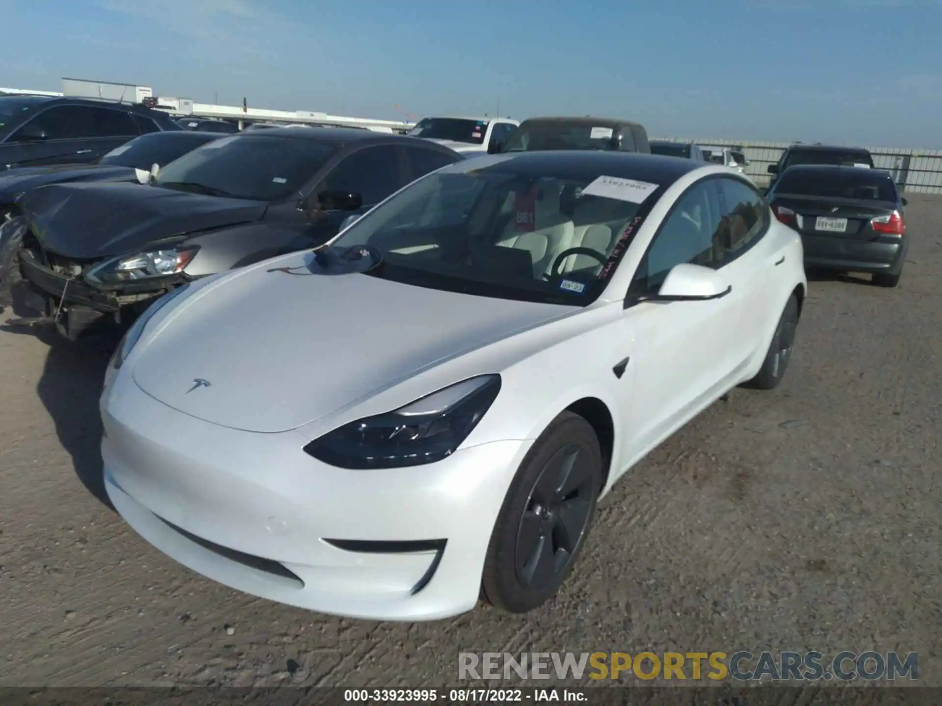 2 Фотография поврежденного автомобиля 5YJ3E1EB1NF232744 TESLA MODEL 3 2022