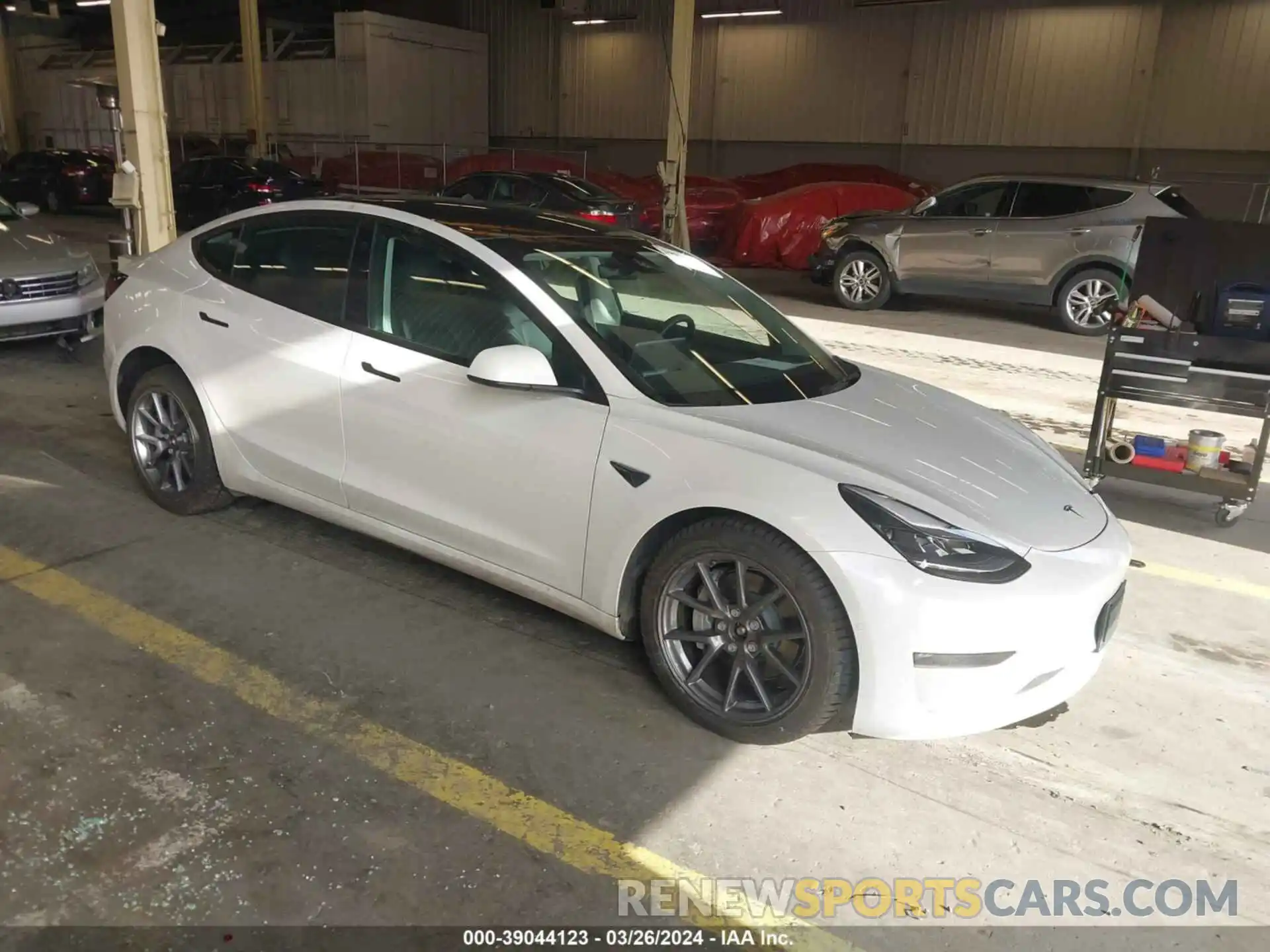 1 Photograph of a damaged car 5YJ3E1EB1NF256607 TESLA MODEL 3 2022