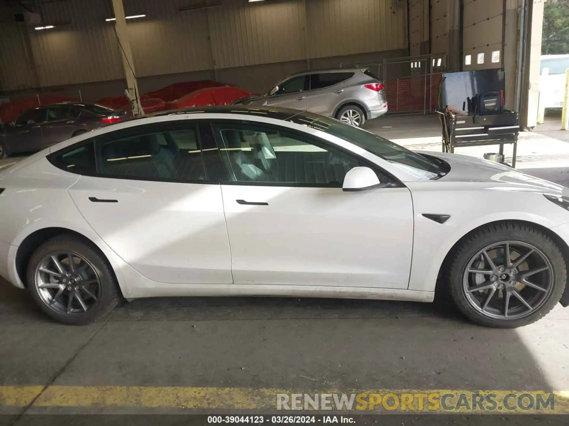 13 Photograph of a damaged car 5YJ3E1EB1NF256607 TESLA MODEL 3 2022