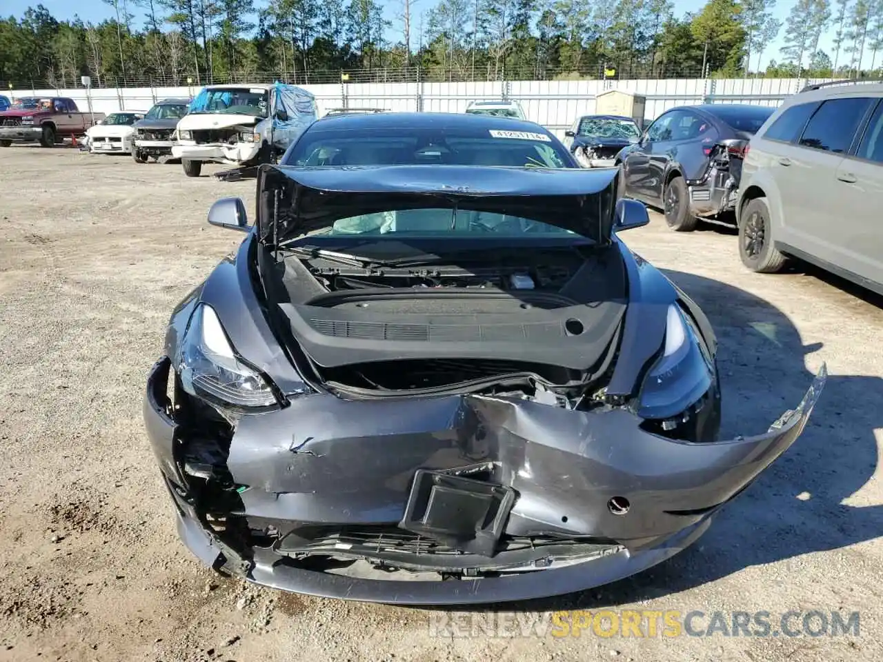 5 Photograph of a damaged car 5YJ3E1EB1NF273245 TESLA MODEL 3 2022