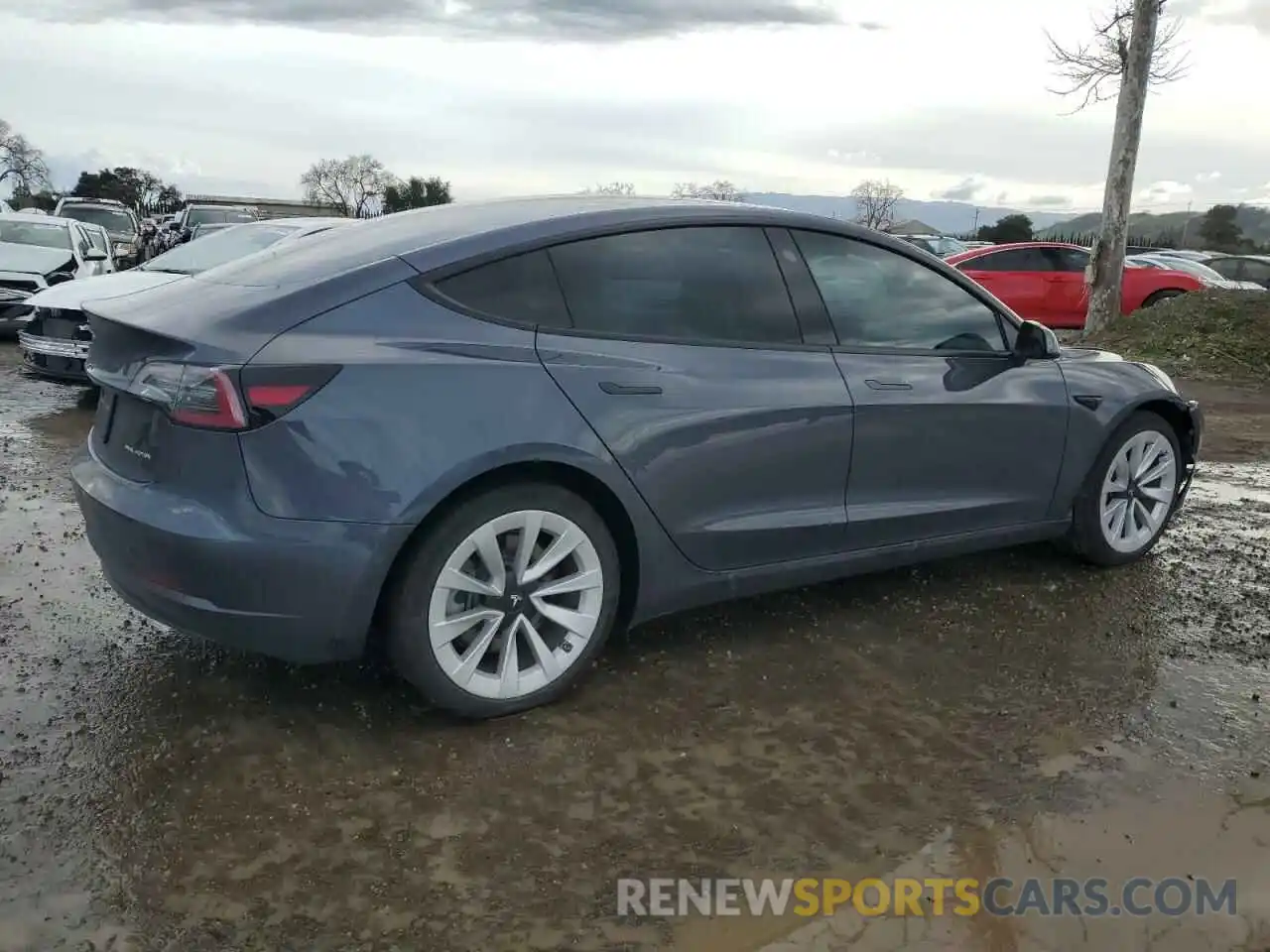 3 Photograph of a damaged car 5YJ3E1EB1NF340846 TESLA MODEL 3 2022