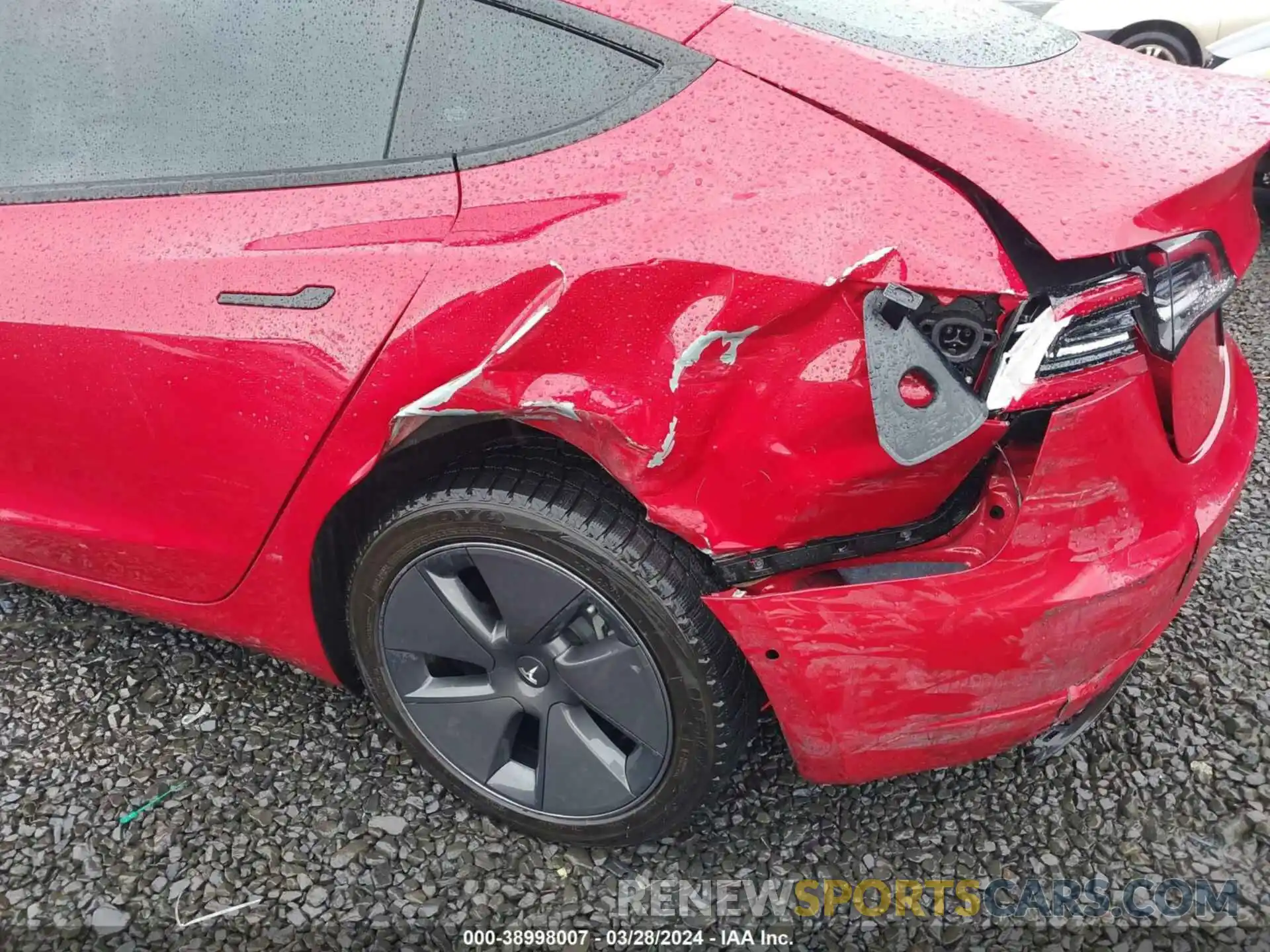 6 Photograph of a damaged car 5YJ3E1EB2NF103671 TESLA MODEL 3 2022