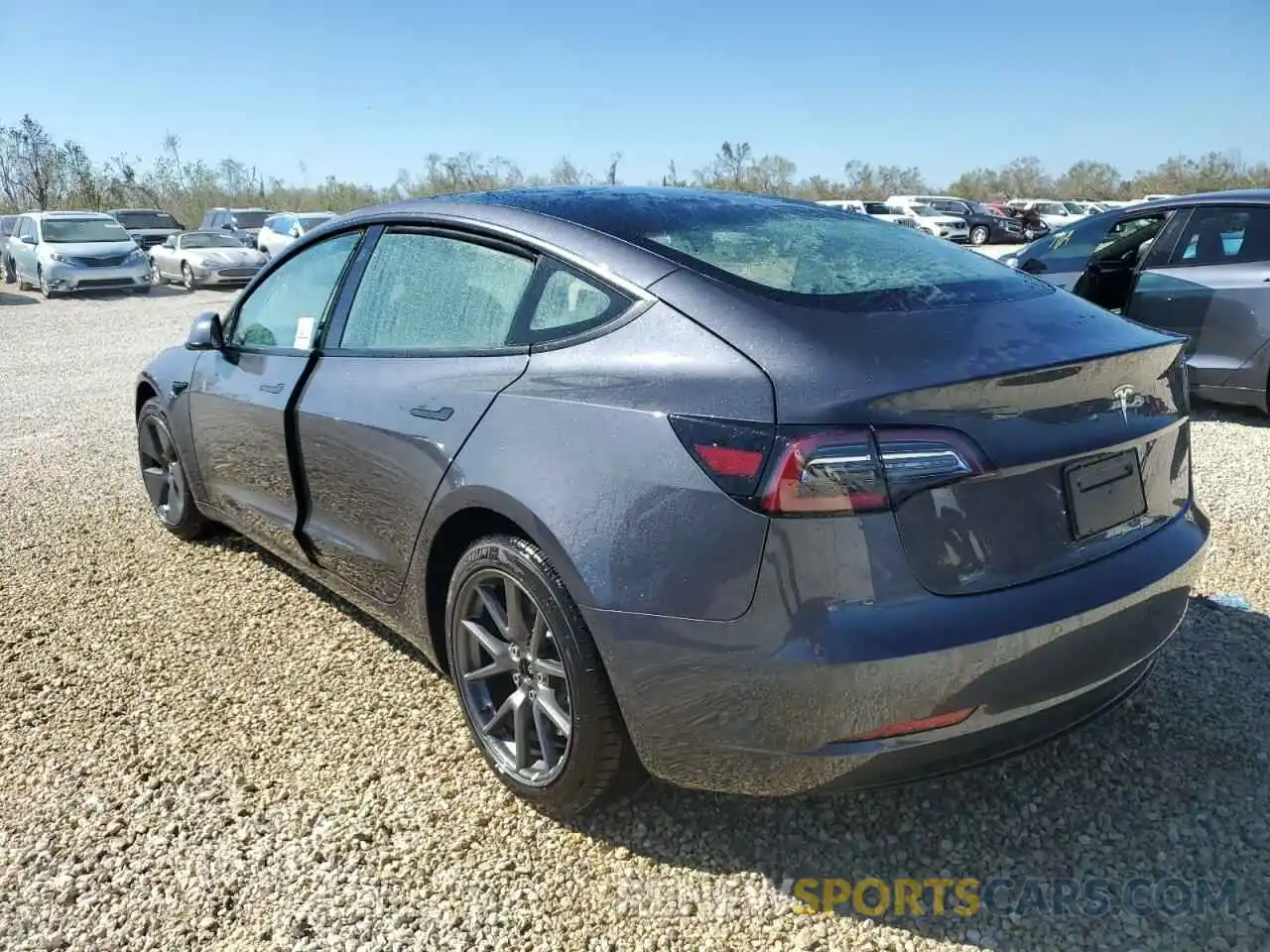 3 Photograph of a damaged car 5YJ3E1EB2NF104562 TESLA MODEL 3 2022