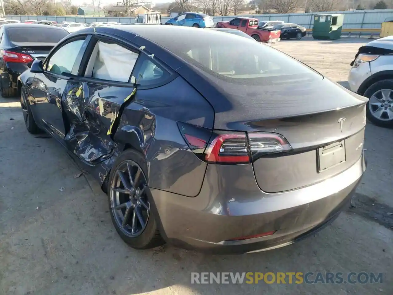 3 Photograph of a damaged car 5YJ3E1EB2NF113424 TESLA MODEL 3 2022