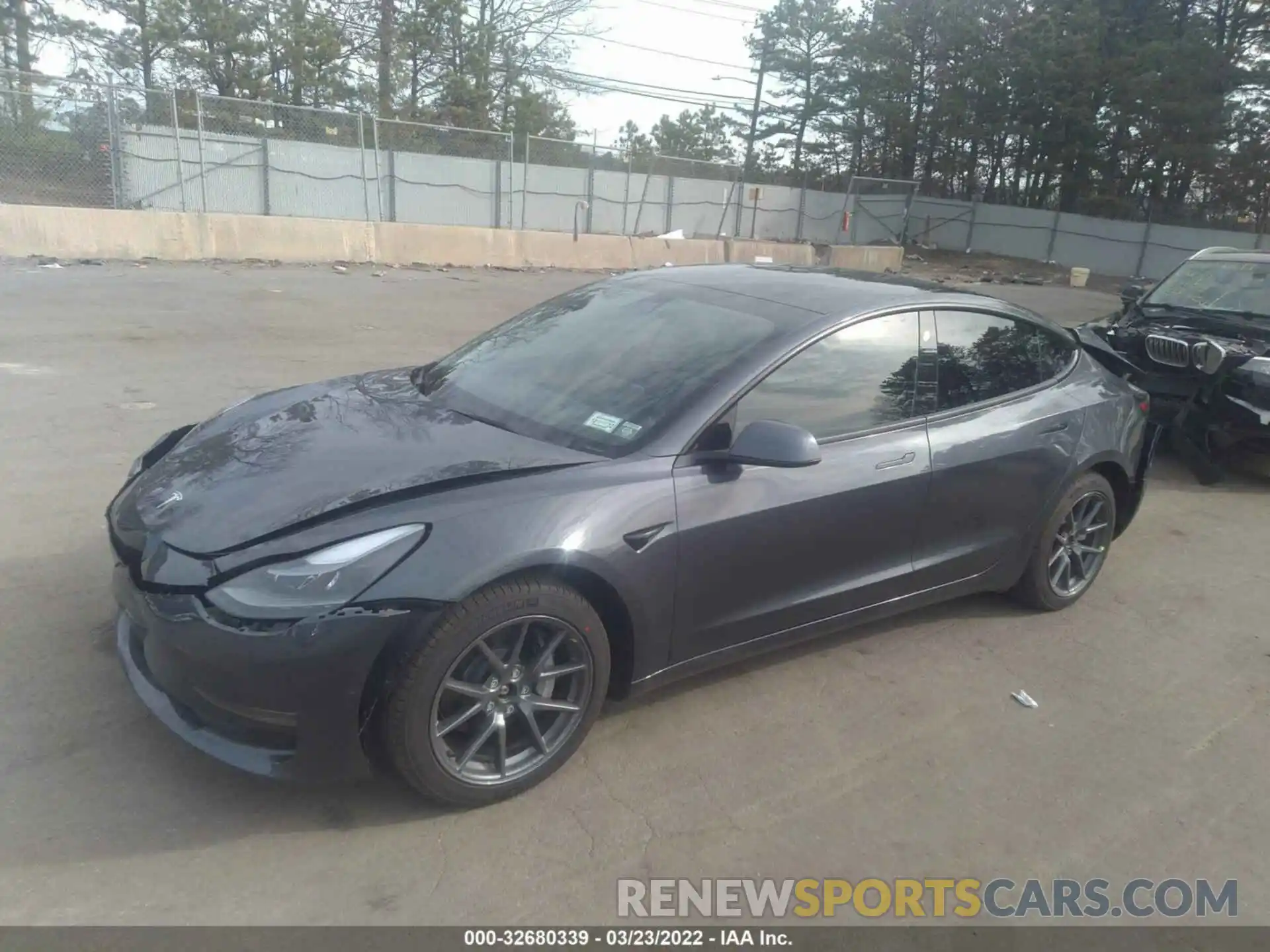 2 Photograph of a damaged car 5YJ3E1EB2NF124861 TESLA MODEL 3 2022