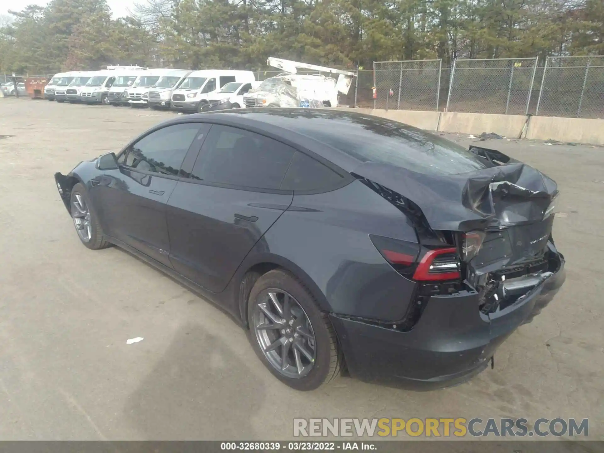 3 Photograph of a damaged car 5YJ3E1EB2NF124861 TESLA MODEL 3 2022