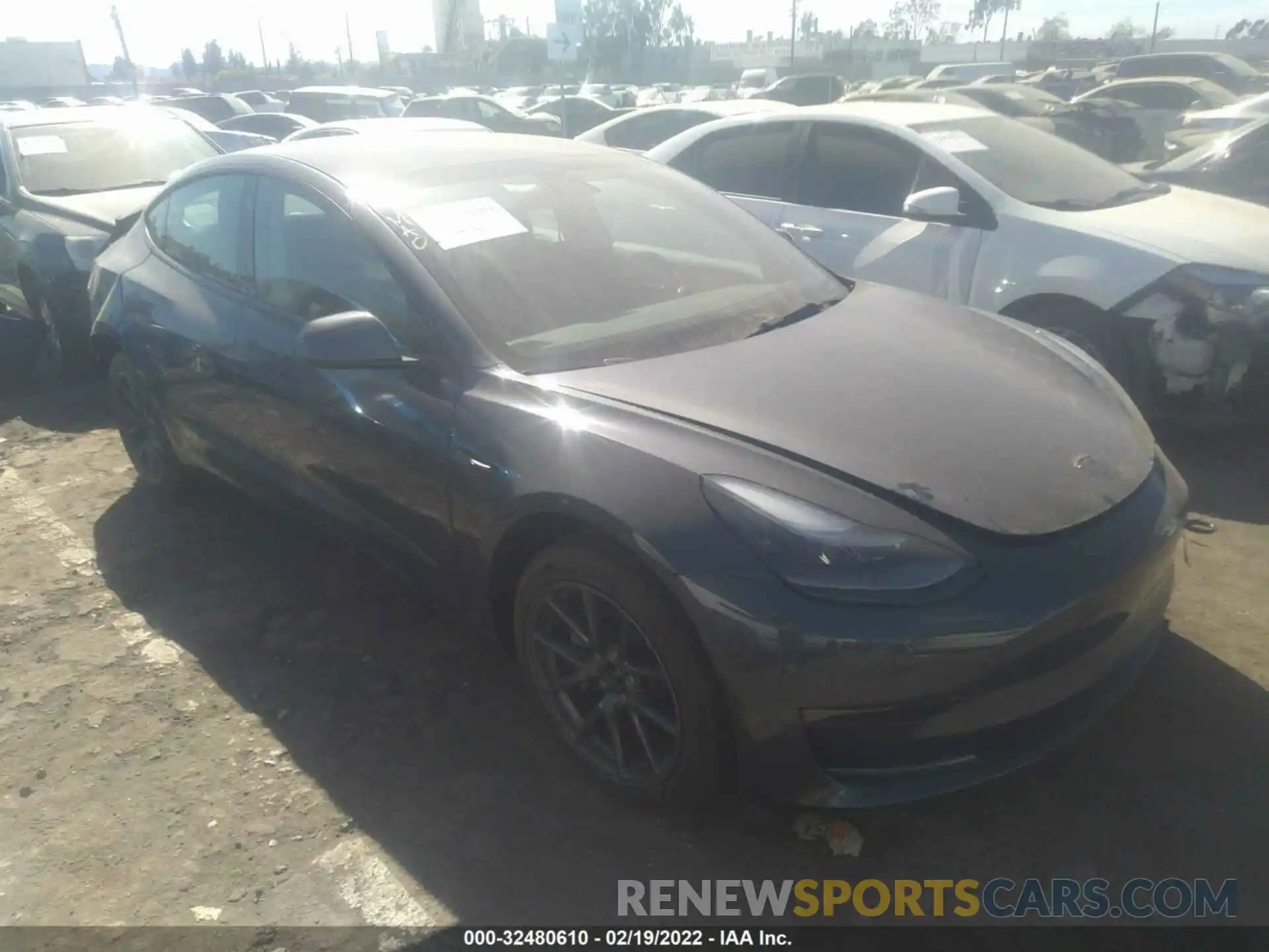 1 Photograph of a damaged car 5YJ3E1EB2NF130532 TESLA MODEL 3 2022