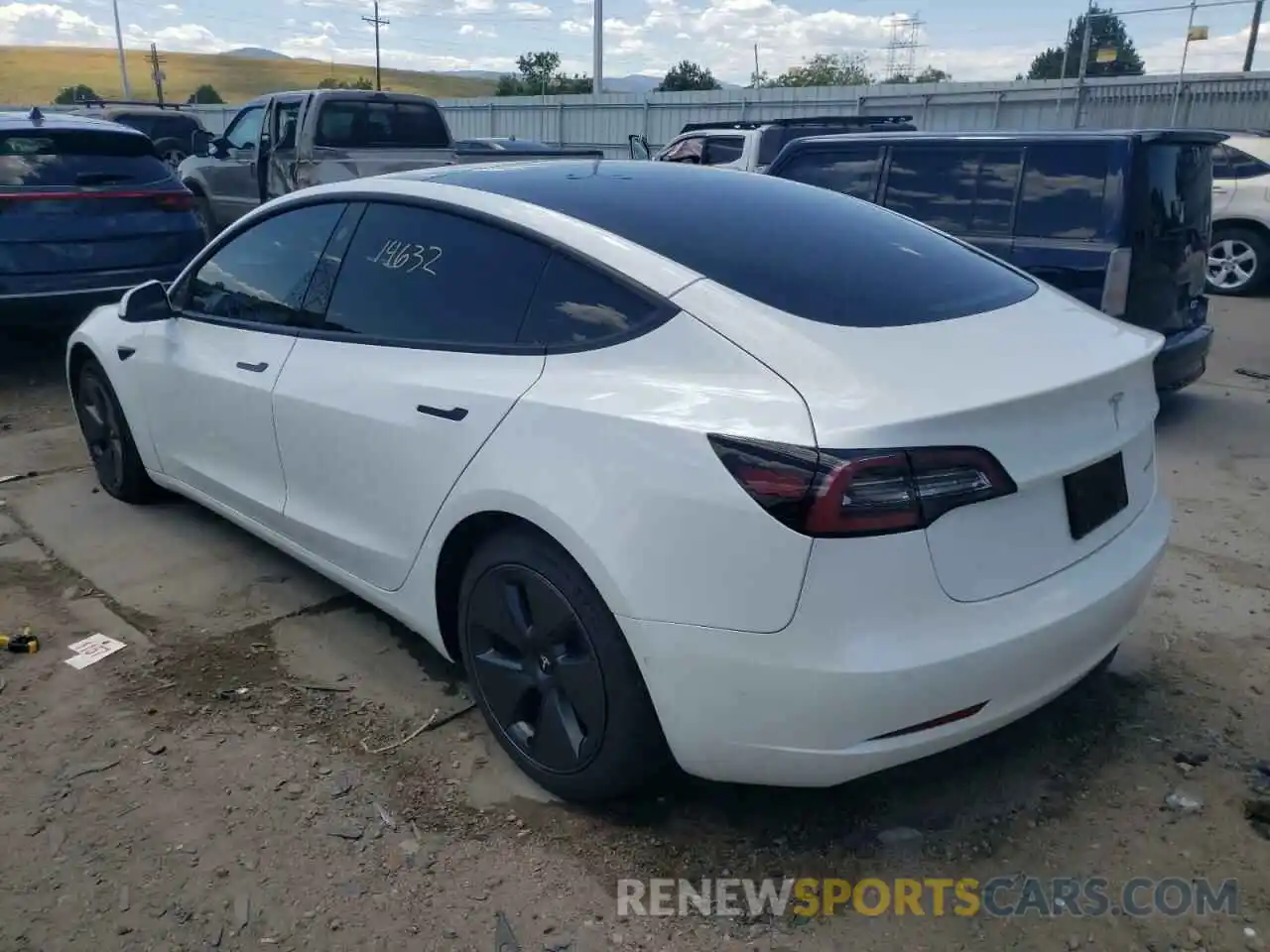 3 Photograph of a damaged car 5YJ3E1EB2NF131454 TESLA MODEL 3 2022