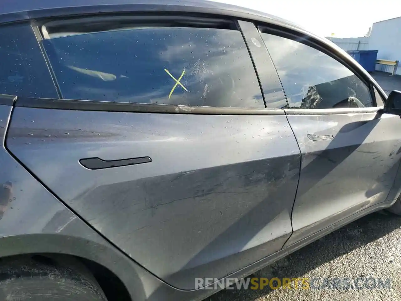 10 Photograph of a damaged car 5YJ3E1EB2NF135617 TESLA MODEL 3 2022