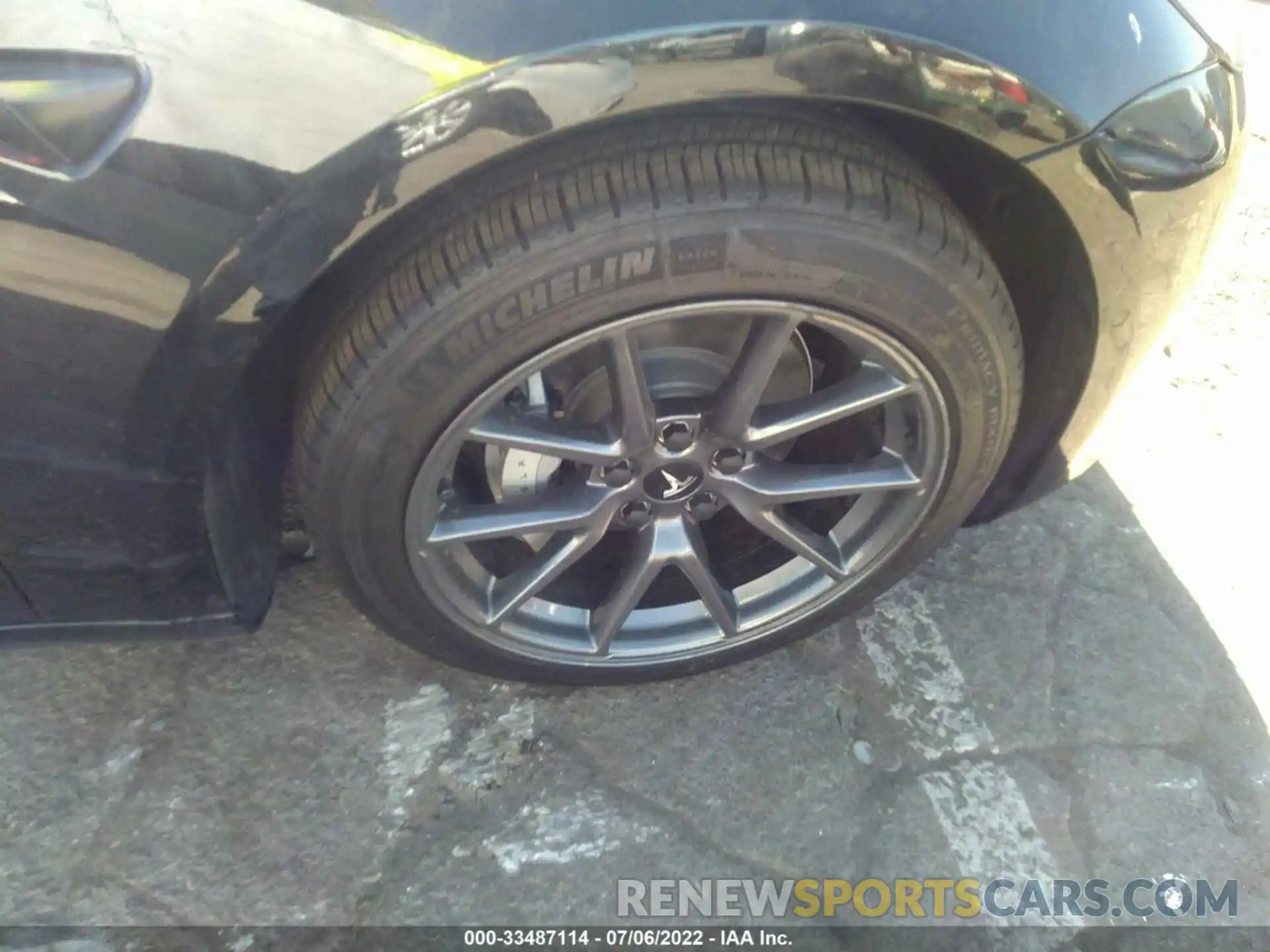 14 Photograph of a damaged car 5YJ3E1EB2NF137643 TESLA MODEL 3 2022