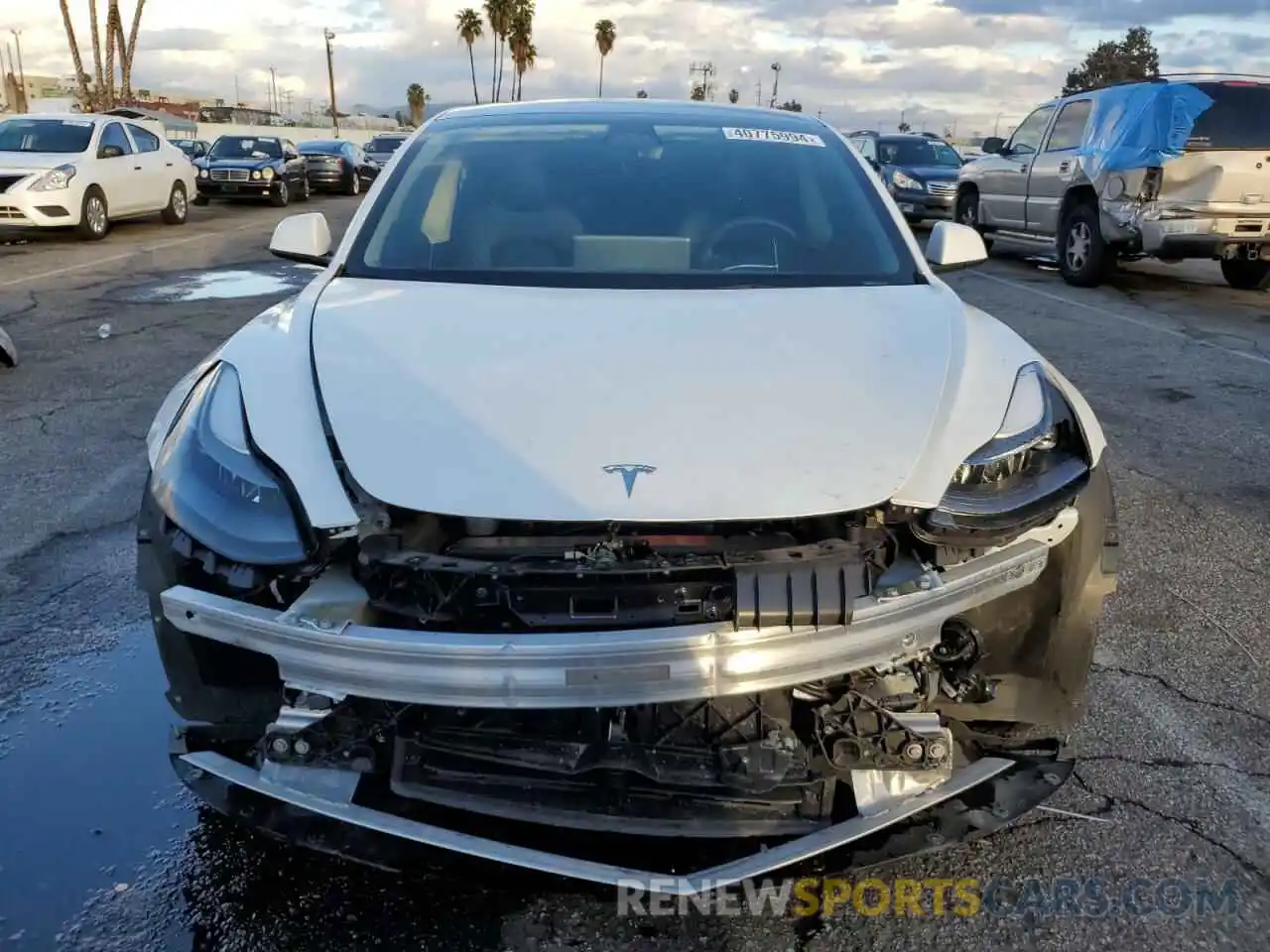 5 Photograph of a damaged car 5YJ3E1EB2NF163675 TESLA MODEL 3 2022