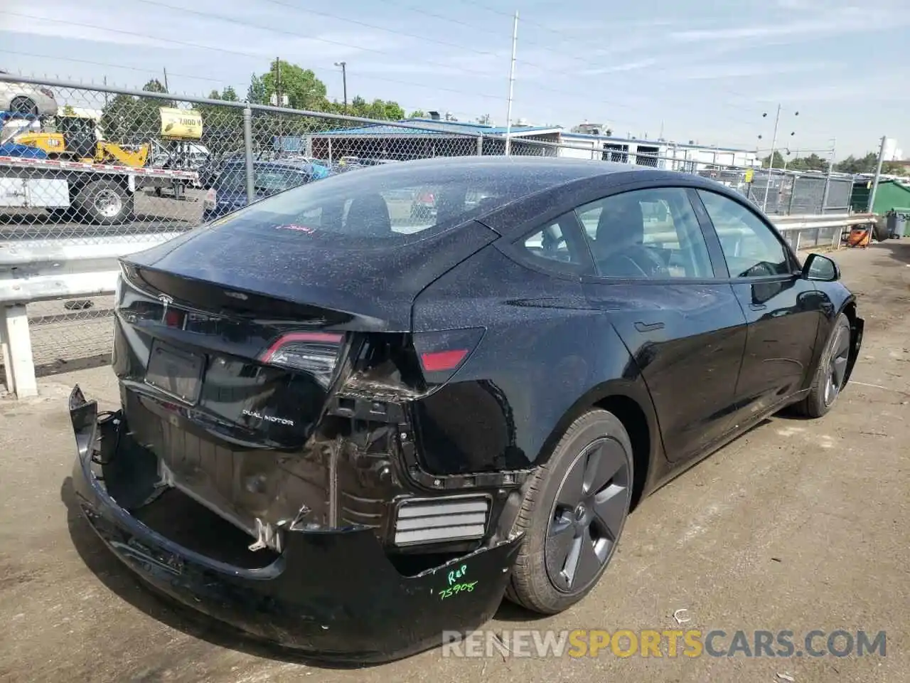 4 Photograph of a damaged car 5YJ3E1EB2NF192254 TESLA MODEL 3 2022