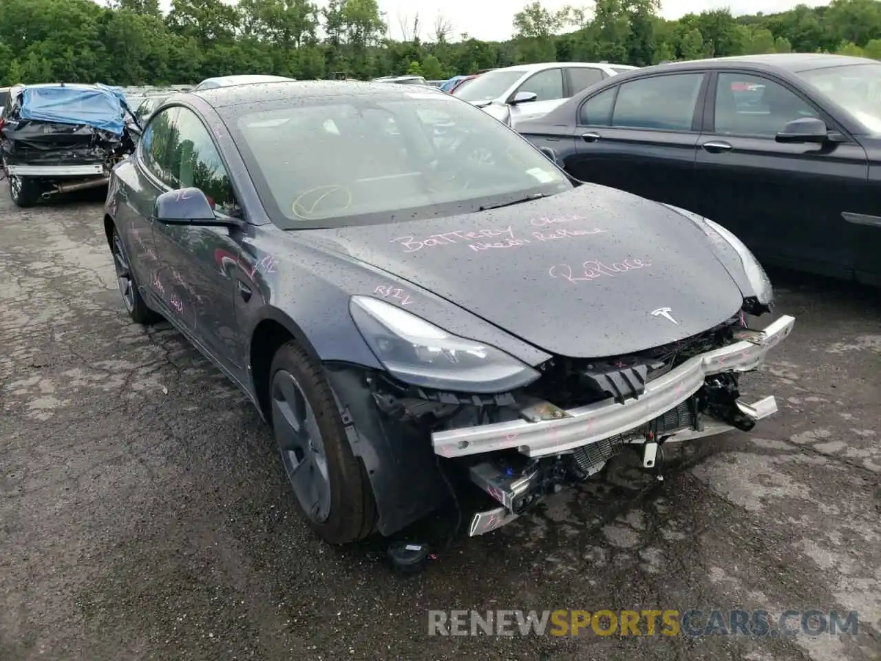 1 Photograph of a damaged car 5YJ3E1EB2NF195185 TESLA MODEL 3 2022