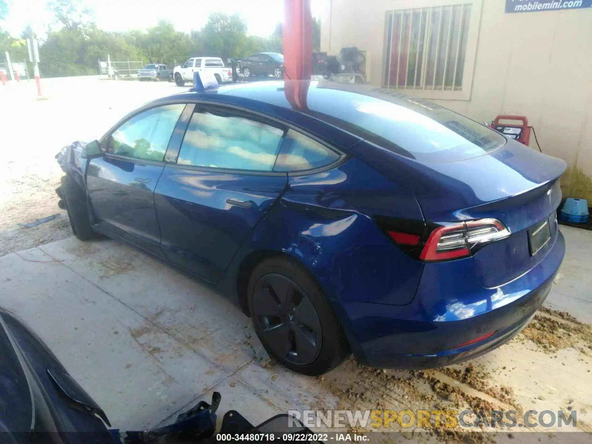 3 Photograph of a damaged car 5YJ3E1EB2NF259578 TESLA MODEL 3 2022