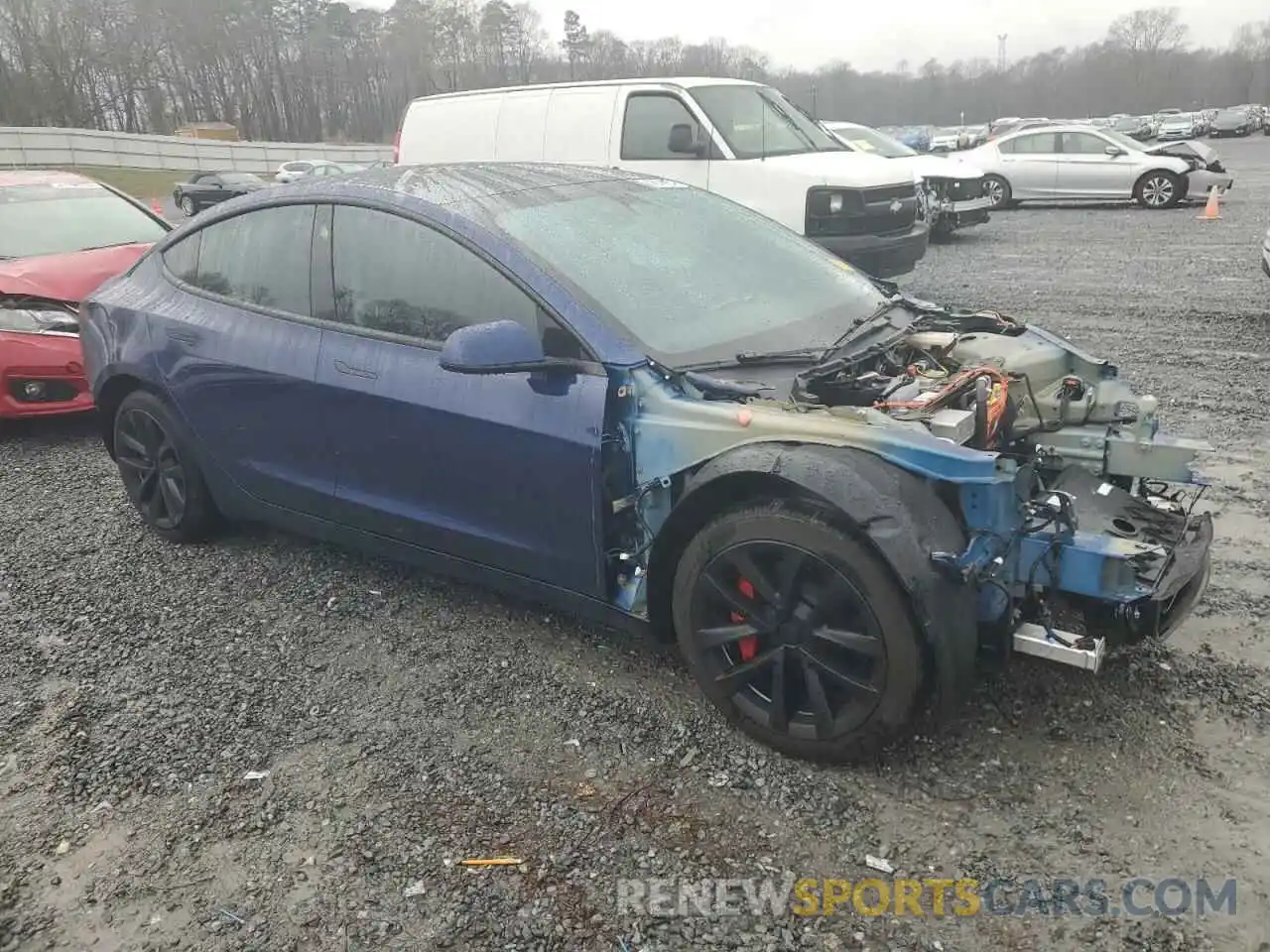 4 Photograph of a damaged car 5YJ3E1EB2NF323294 TESLA MODEL 3 2022