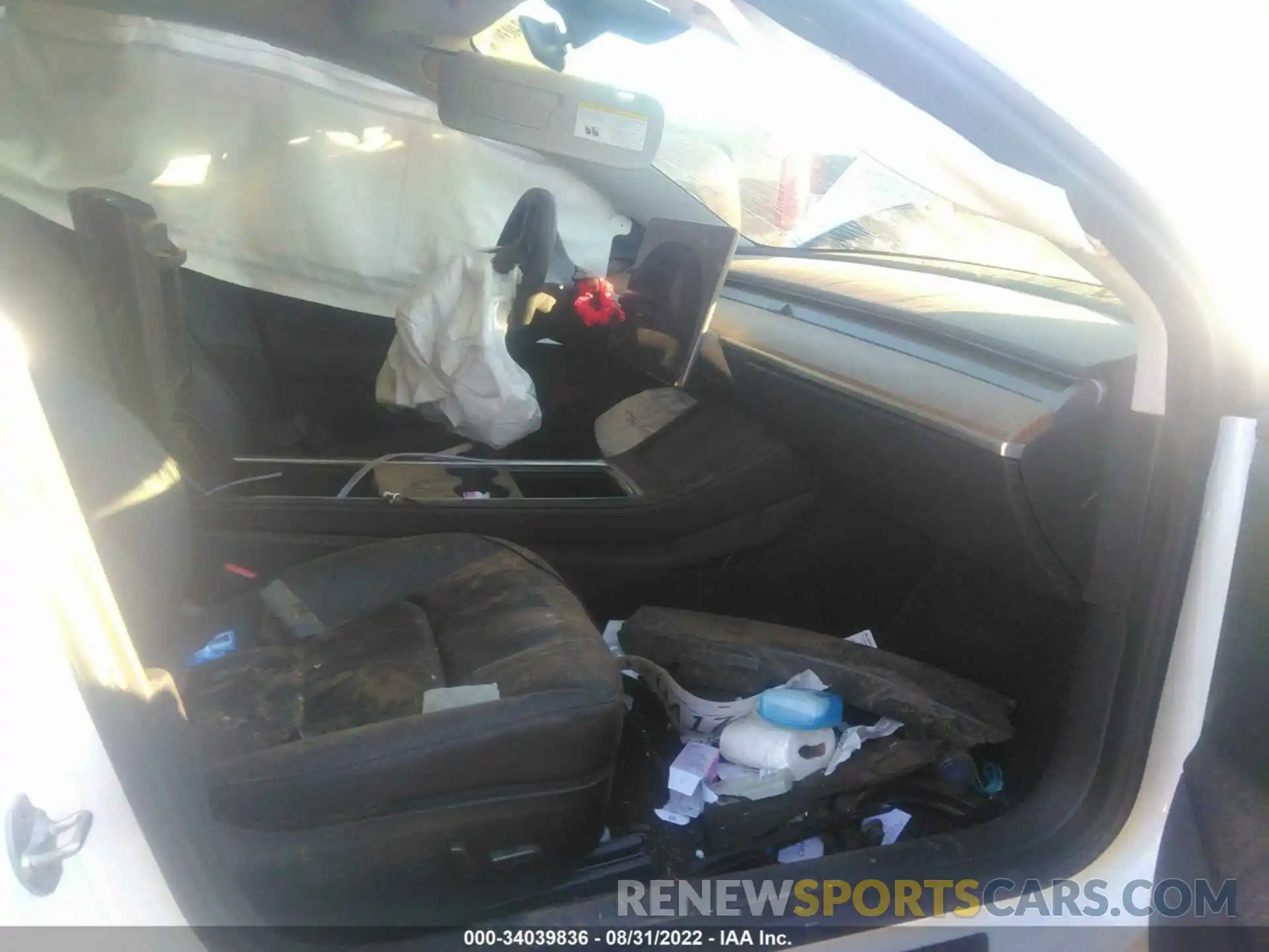 5 Photograph of a damaged car 5YJ3E1EB3NF106983 TESLA MODEL 3 2022