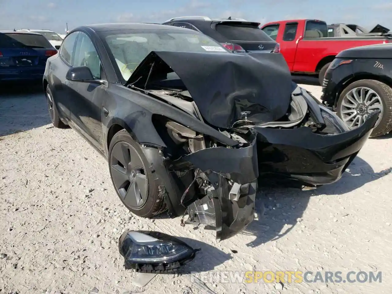 1 Photograph of a damaged car 5YJ3E1EB3NF117658 TESLA MODEL 3 2022