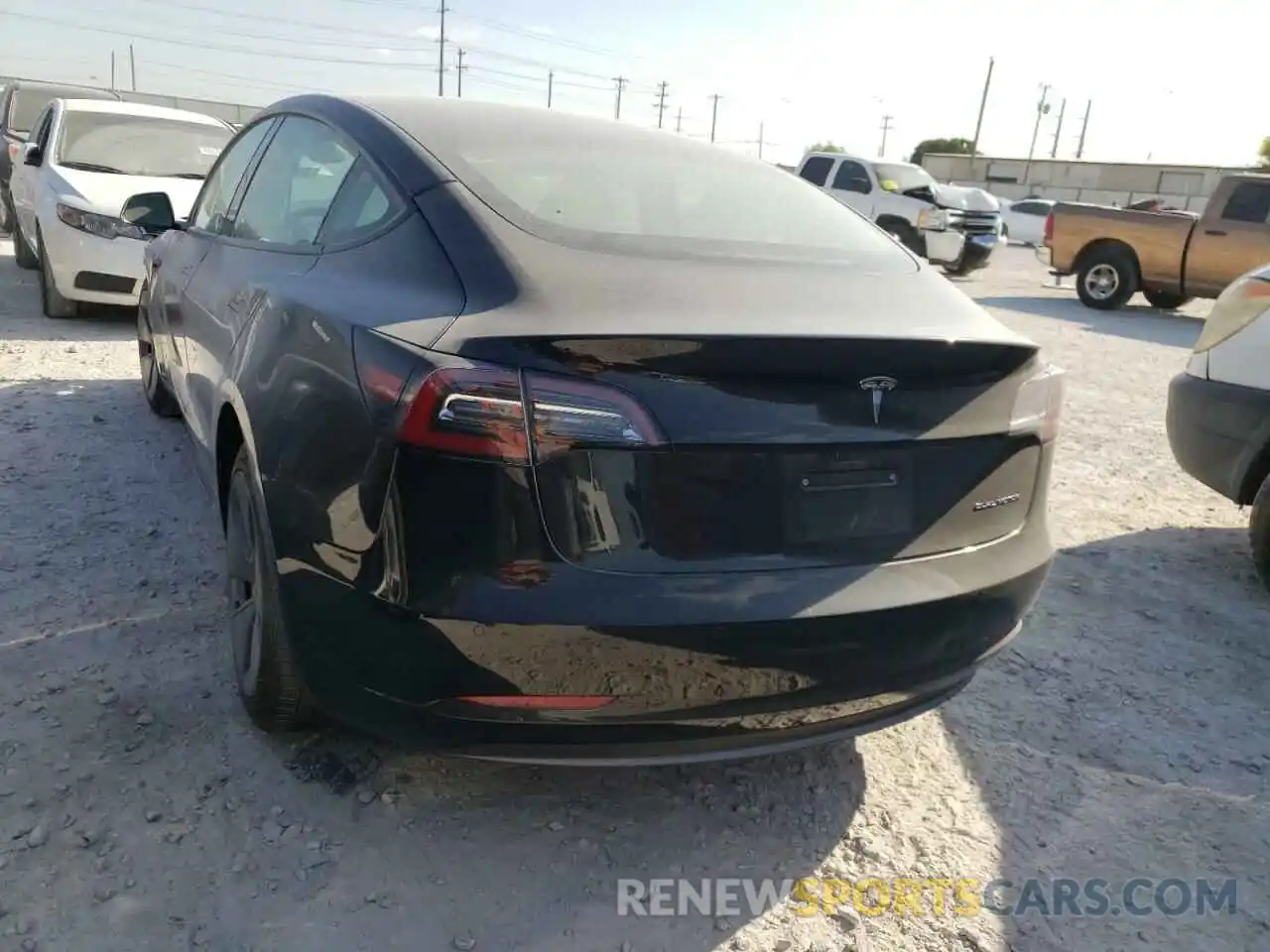 3 Photograph of a damaged car 5YJ3E1EB3NF117658 TESLA MODEL 3 2022