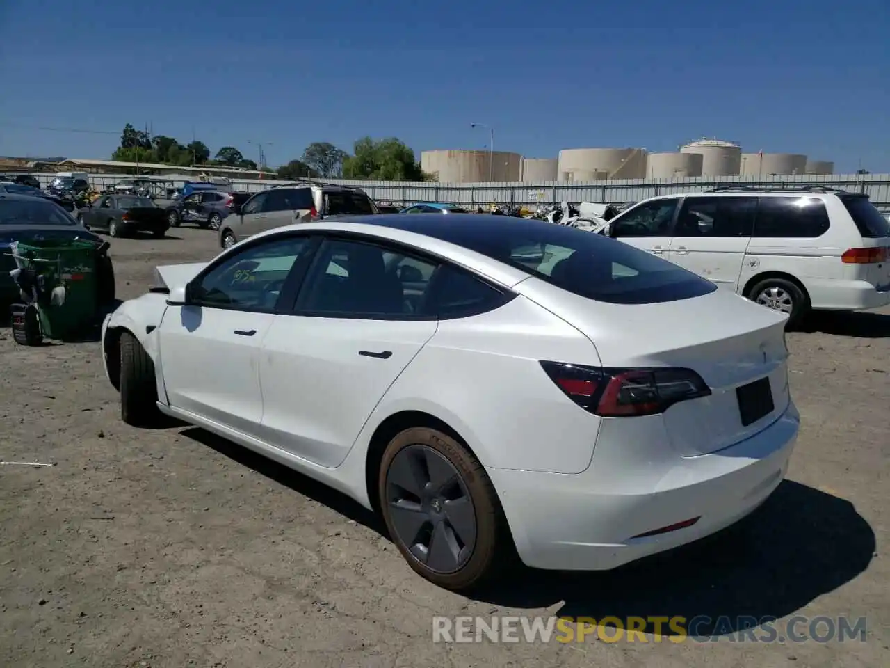 3 Photograph of a damaged car 5YJ3E1EB3NF132998 TESLA MODEL 3 2022