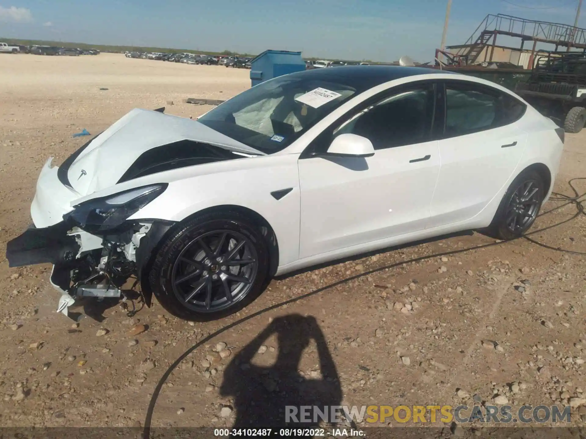 2 Photograph of a damaged car 5YJ3E1EB3NF173583 TESLA MODEL 3 2022