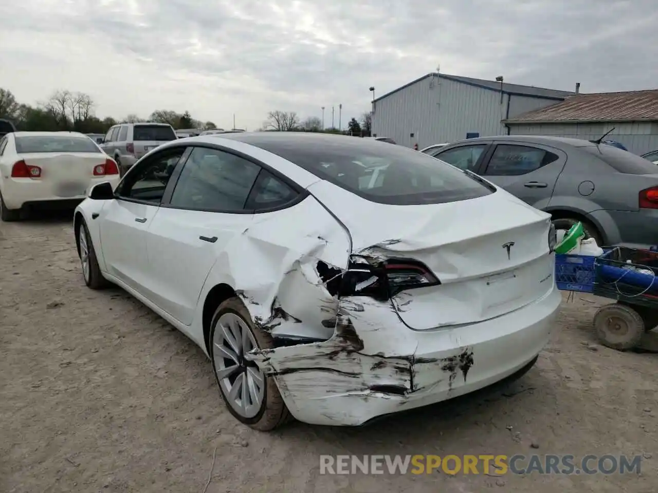 3 Photograph of a damaged car 5YJ3E1EB3NF181621 TESLA MODEL 3 2022