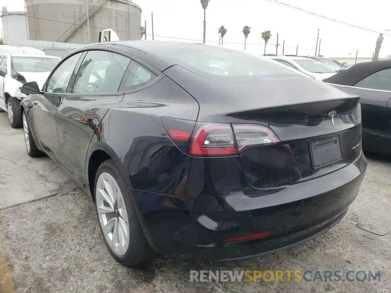 3 Photograph of a damaged car 5YJ3E1EB3NF192277 TESLA MODEL 3 2022