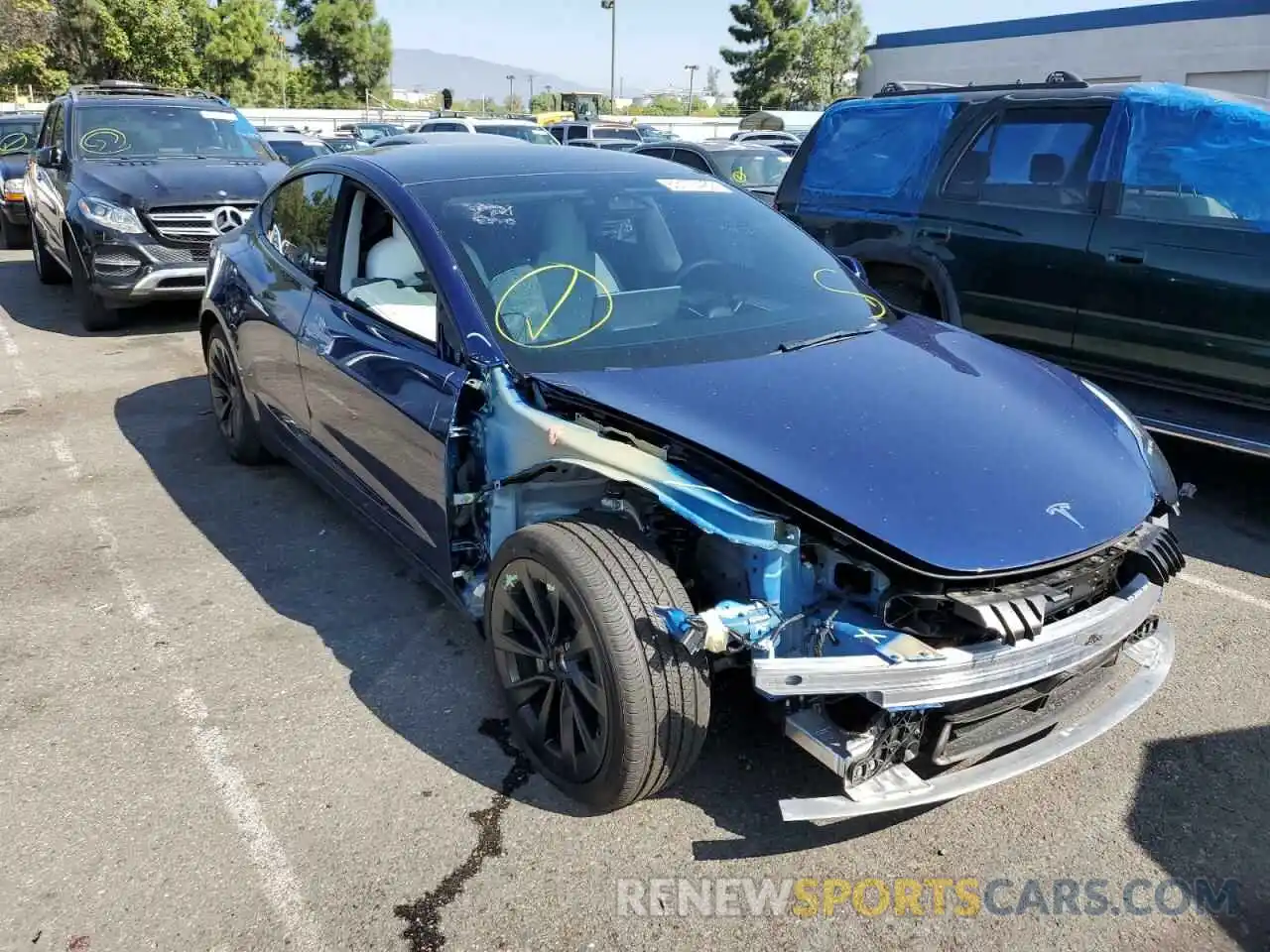 1 Photograph of a damaged car 5YJ3E1EB3NF192862 TESLA MODEL 3 2022