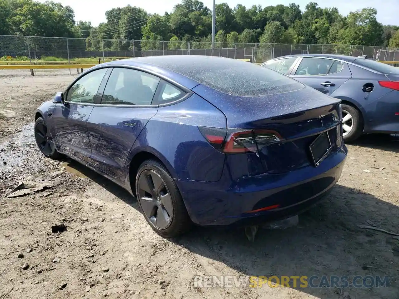 3 Photograph of a damaged car 5YJ3E1EB3NF240070 TESLA MODEL 3 2022