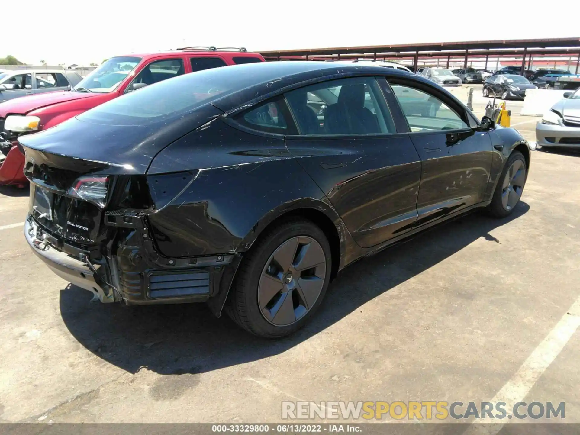 4 Photograph of a damaged car 5YJ3E1EB3NF256818 TESLA MODEL 3 2022