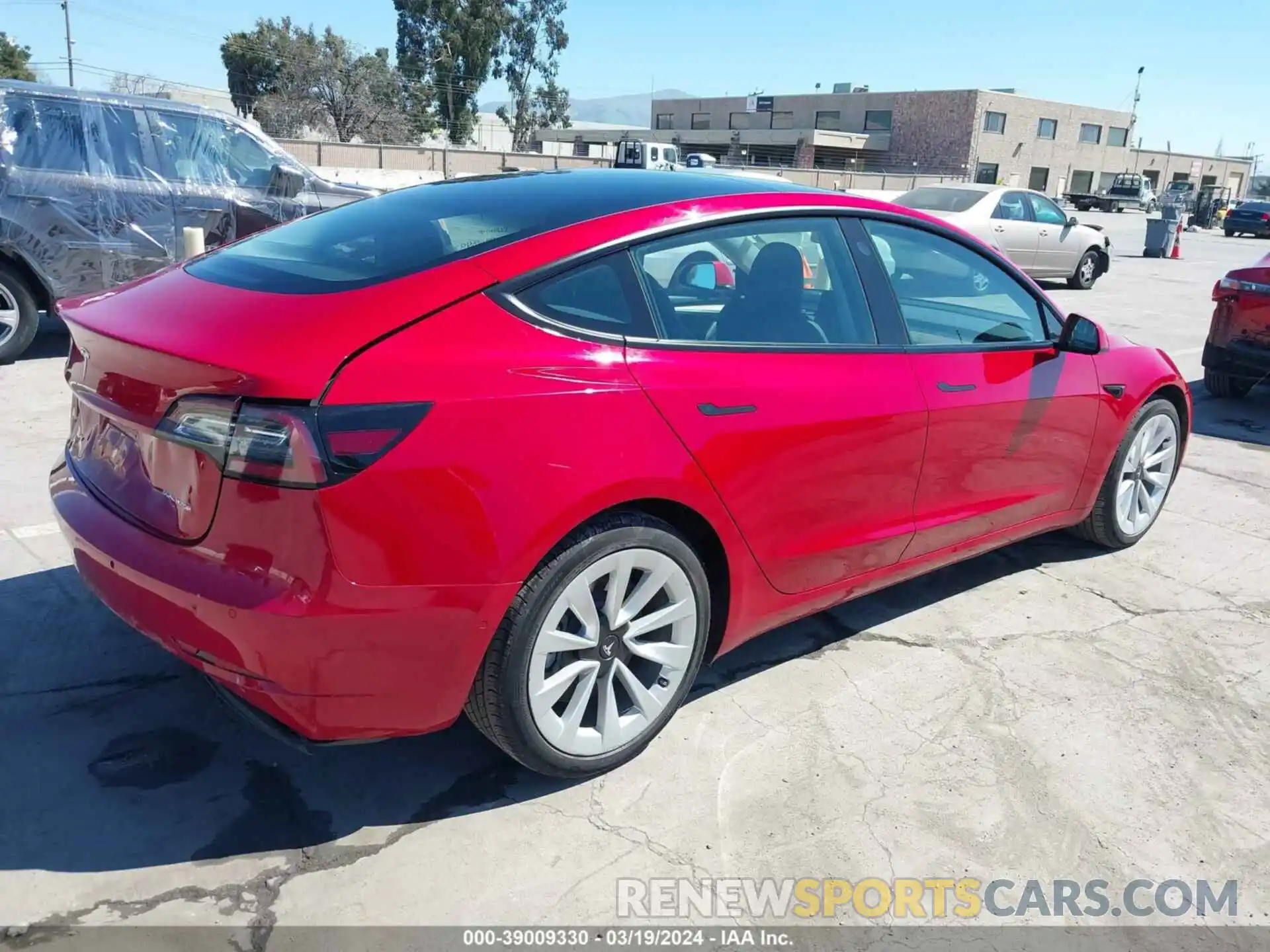 4 Photograph of a damaged car 5YJ3E1EB3NF262246 TESLA MODEL 3 2022