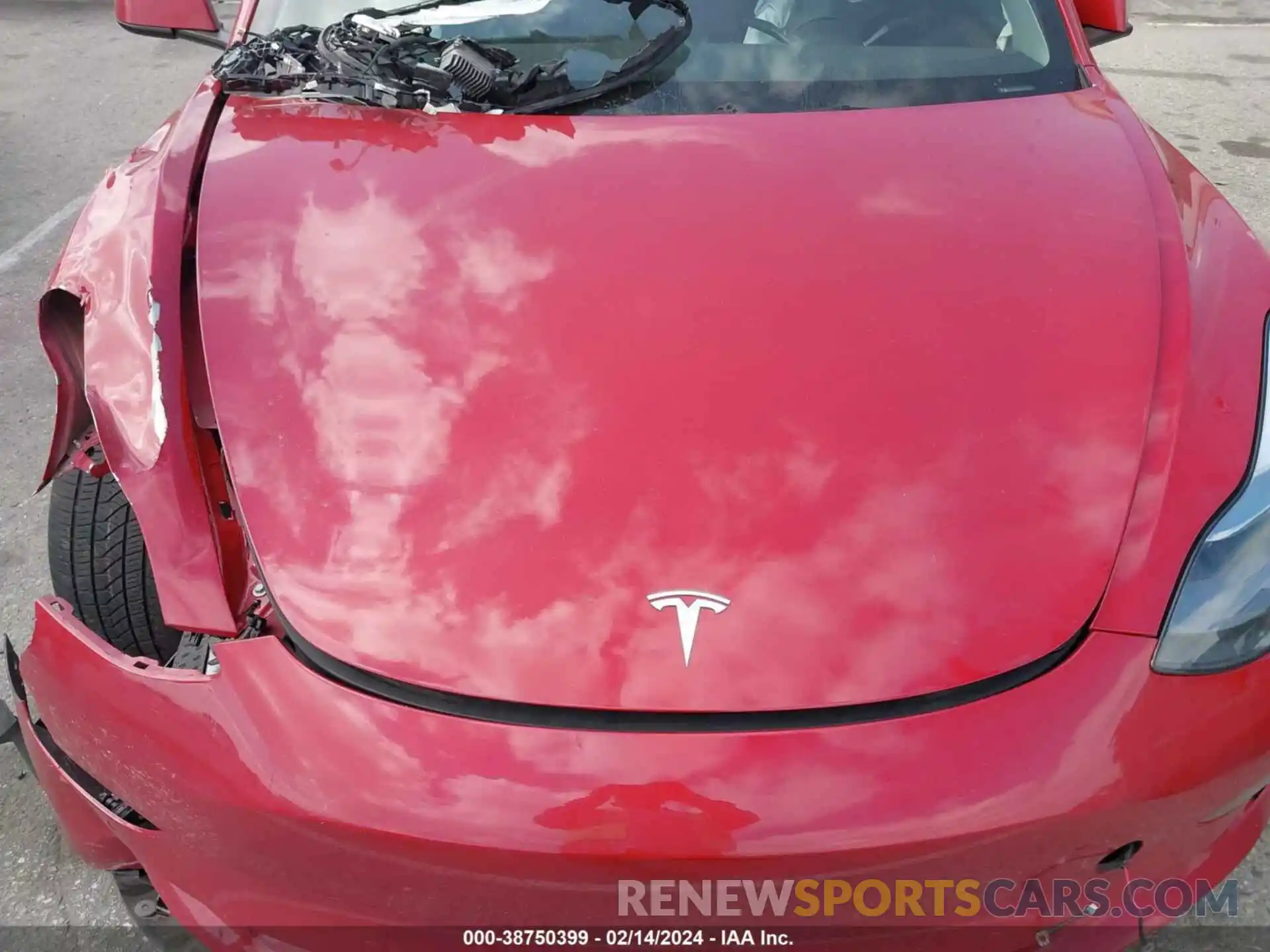 10 Photograph of a damaged car 5YJ3E1EB3NF317973 TESLA MODEL 3 2022