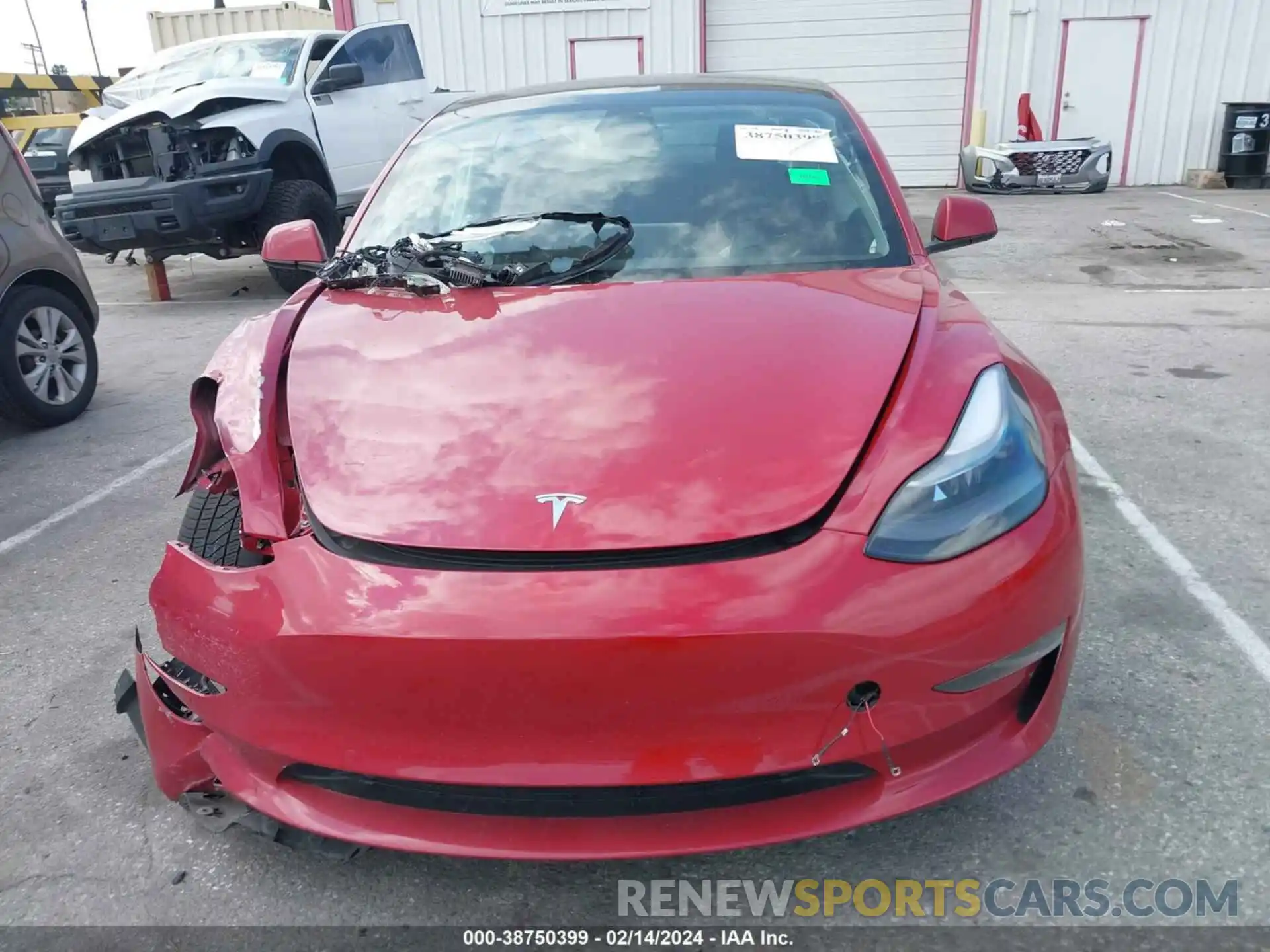 11 Photograph of a damaged car 5YJ3E1EB3NF317973 TESLA MODEL 3 2022