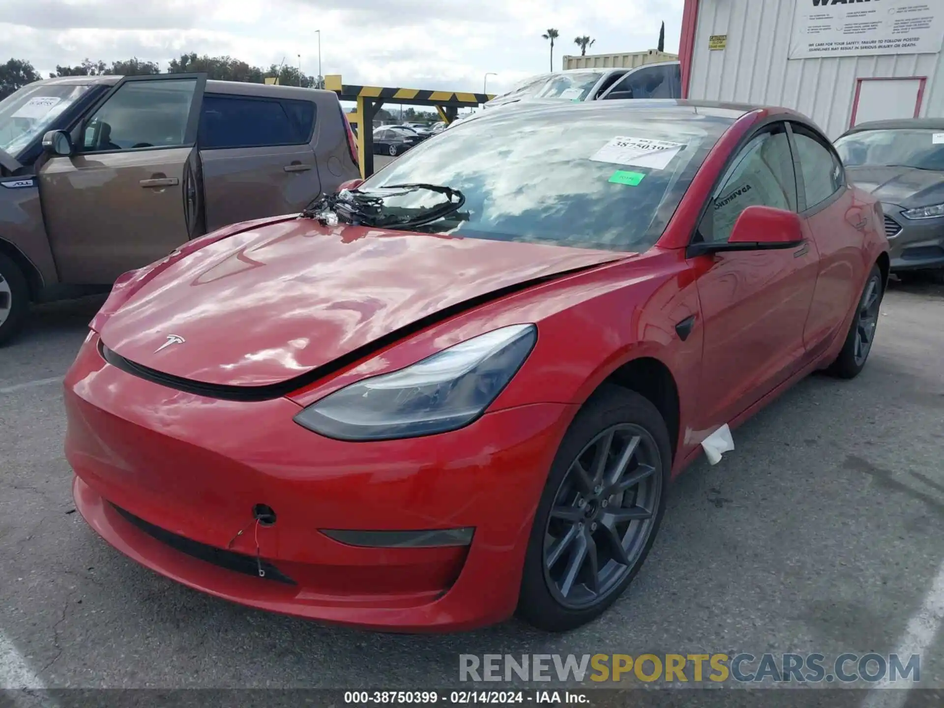 2 Photograph of a damaged car 5YJ3E1EB3NF317973 TESLA MODEL 3 2022