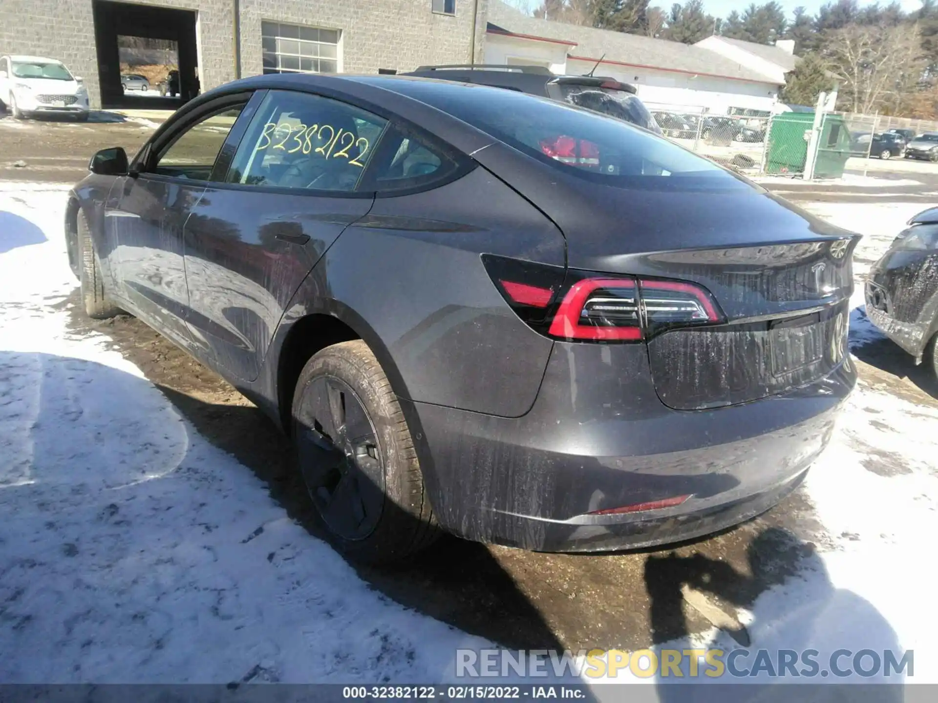 3 Photograph of a damaged car 5YJ3E1EB4NF120830 TESLA MODEL 3 2022