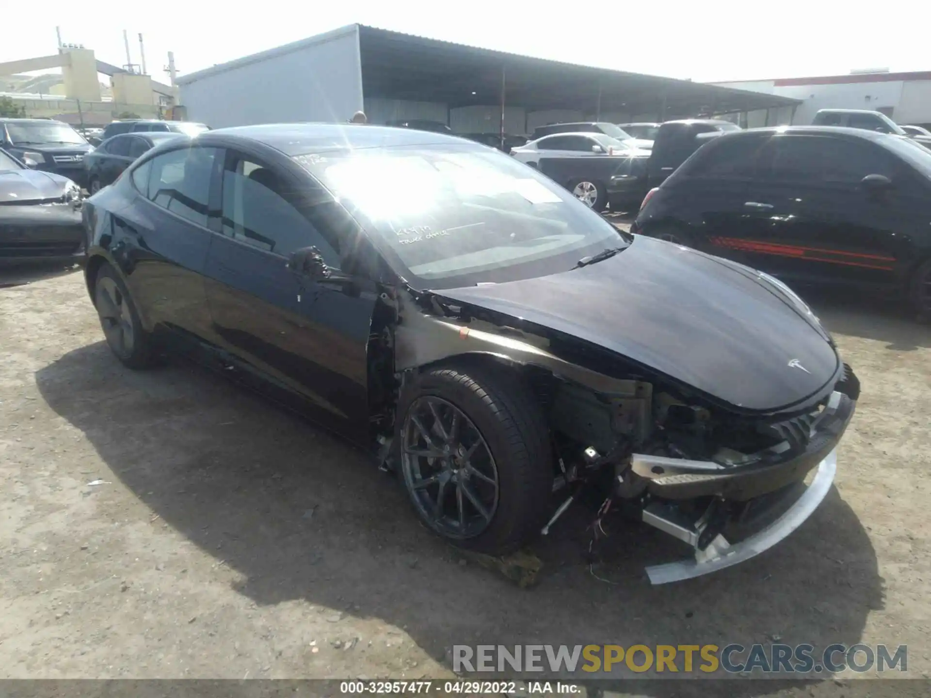 1 Photograph of a damaged car 5YJ3E1EB4NF124988 TESLA MODEL 3 2022