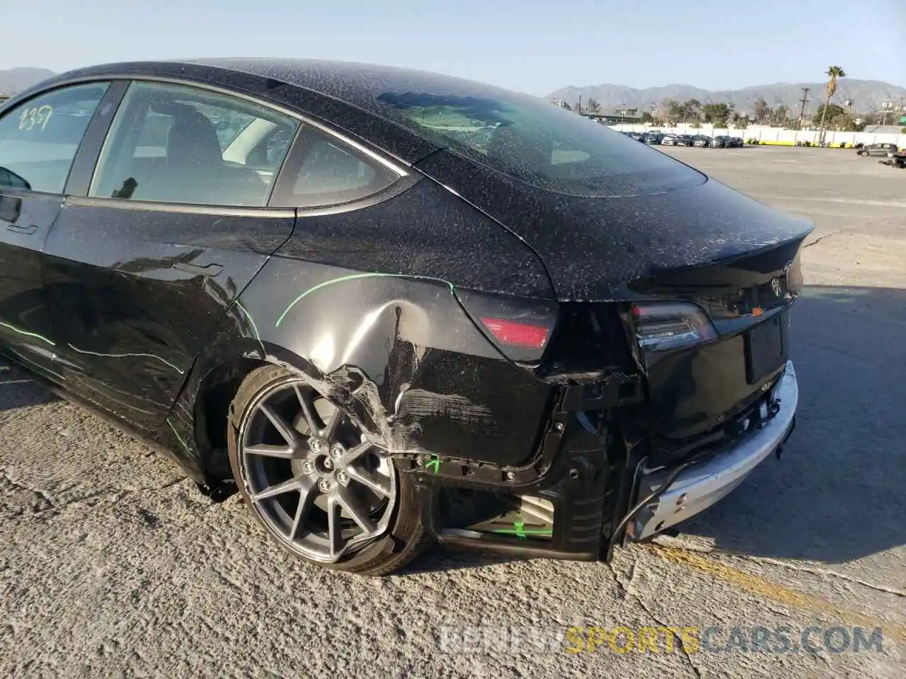 9 Photograph of a damaged car 5YJ3E1EB4NF136848 TESLA MODEL 3 2022