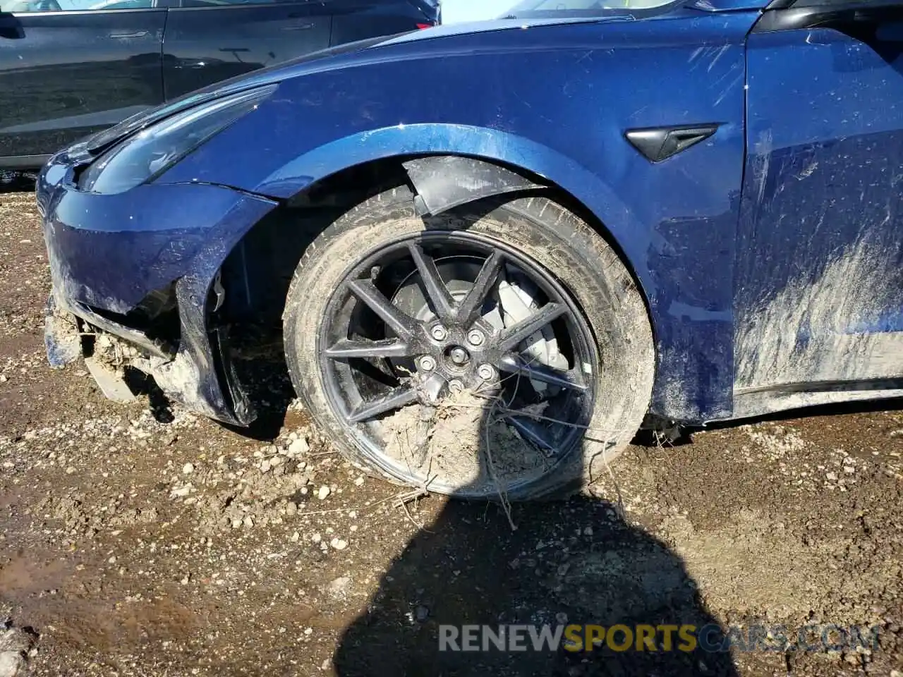 9 Photograph of a damaged car 5YJ3E1EB4NF167212 TESLA MODEL 3 2022