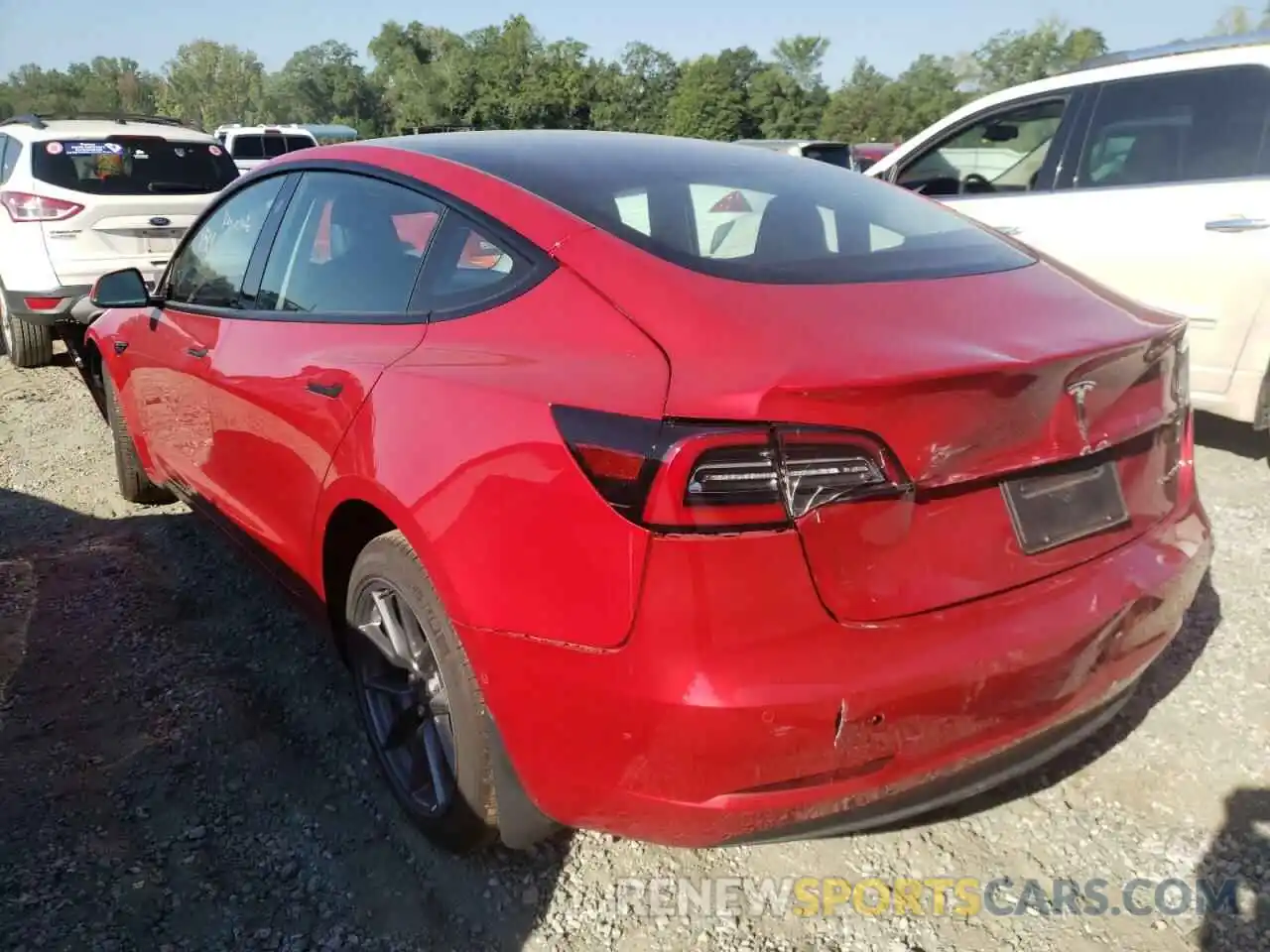 3 Photograph of a damaged car 5YJ3E1EB4NF171972 TESLA MODEL 3 2022