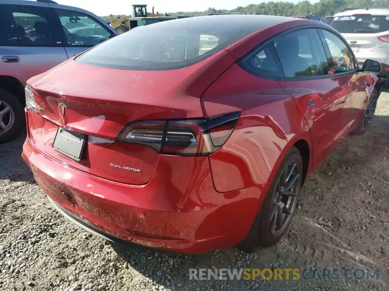 4 Photograph of a damaged car 5YJ3E1EB4NF171972 TESLA MODEL 3 2022