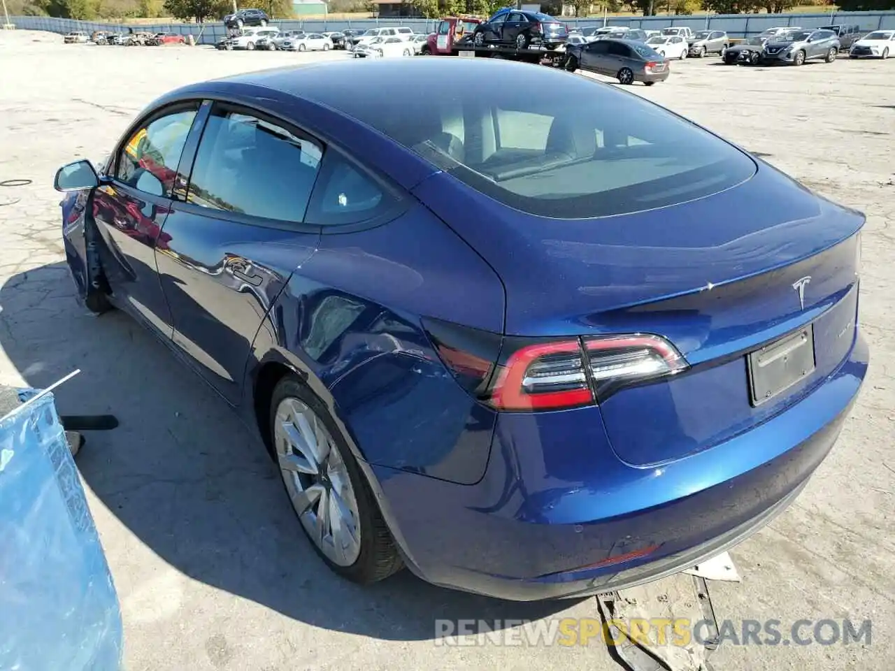 3 Photograph of a damaged car 5YJ3E1EB4NF185631 TESLA MODEL 3 2022