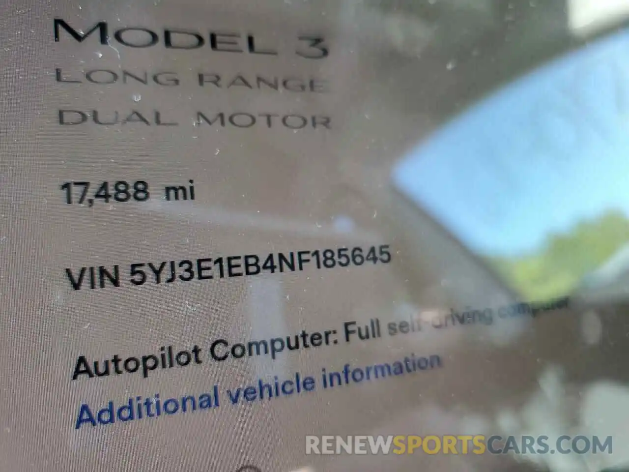 10 Photograph of a damaged car 5YJ3E1EB4NF185645 TESLA MODEL 3 2022