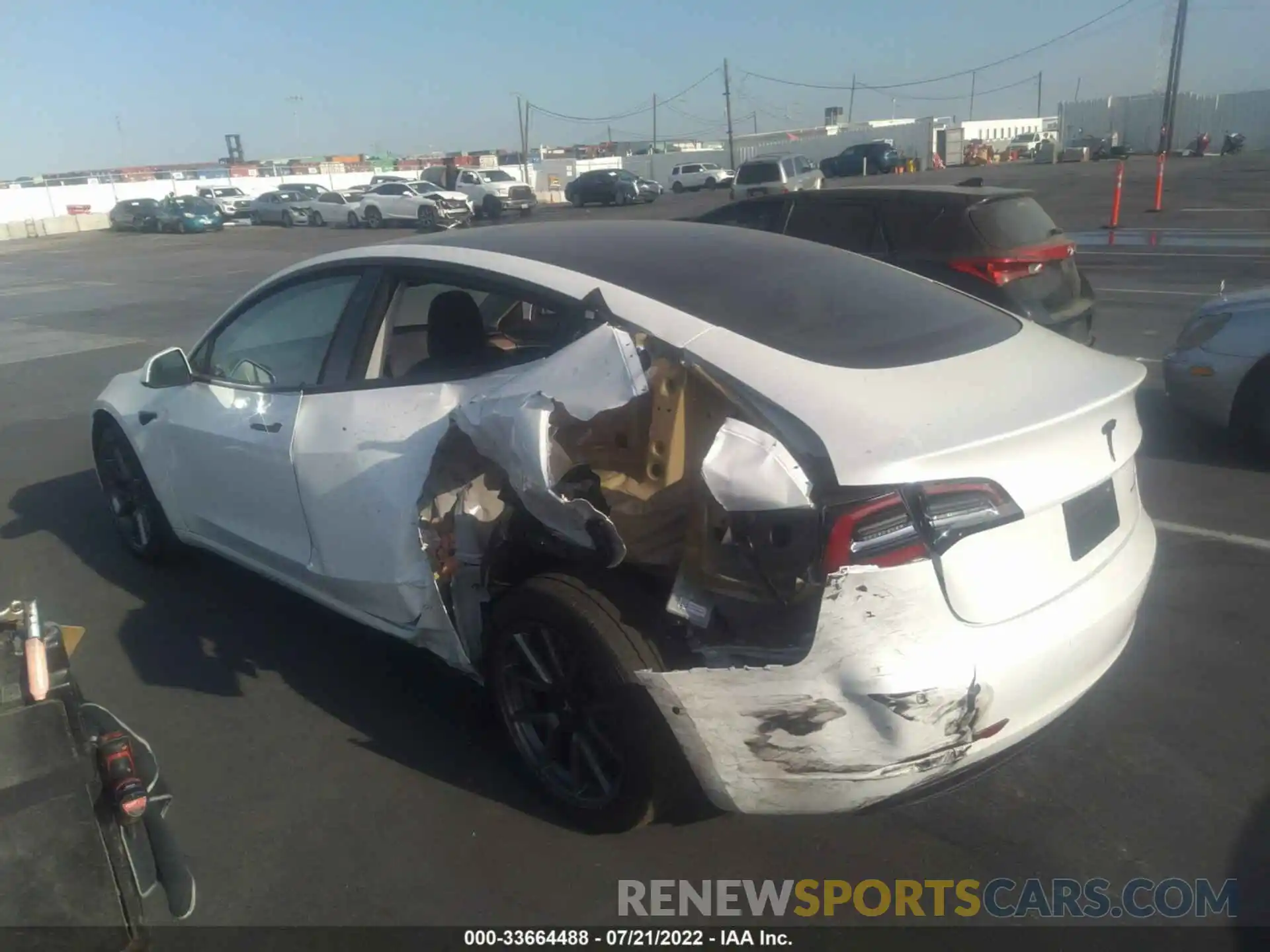 3 Photograph of a damaged car 5YJ3E1EB4NF196516 TESLA MODEL 3 2022