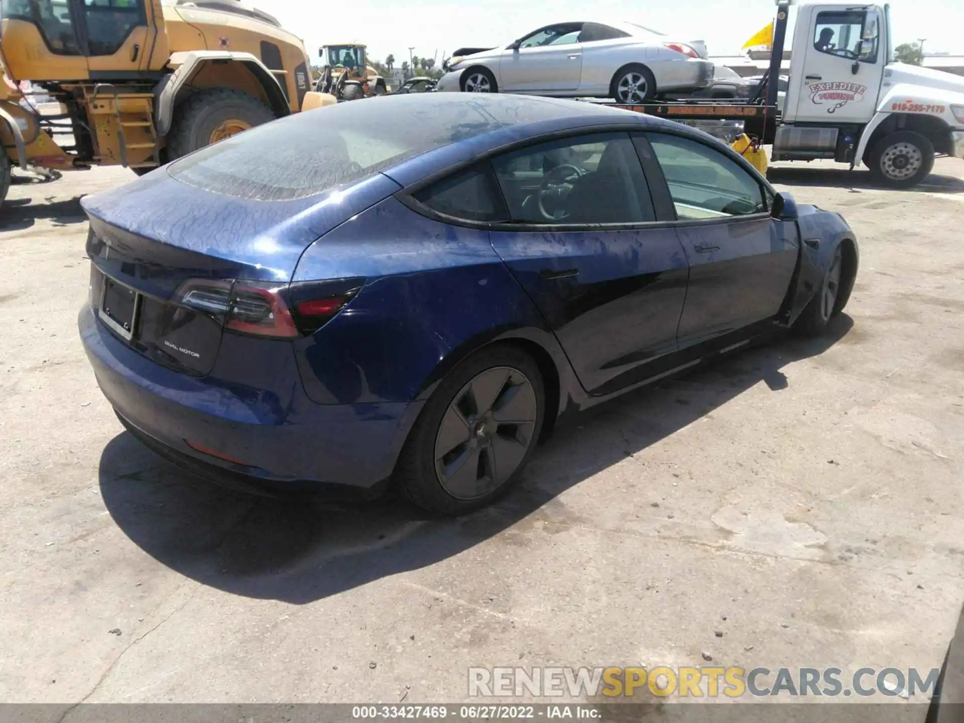 4 Photograph of a damaged car 5YJ3E1EB4NF196824 TESLA MODEL 3 2022