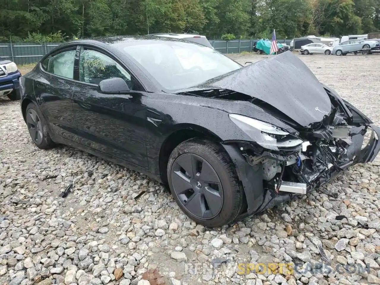 1 Photograph of a damaged car 5YJ3E1EB4NF264037 TESLA MODEL 3 2022