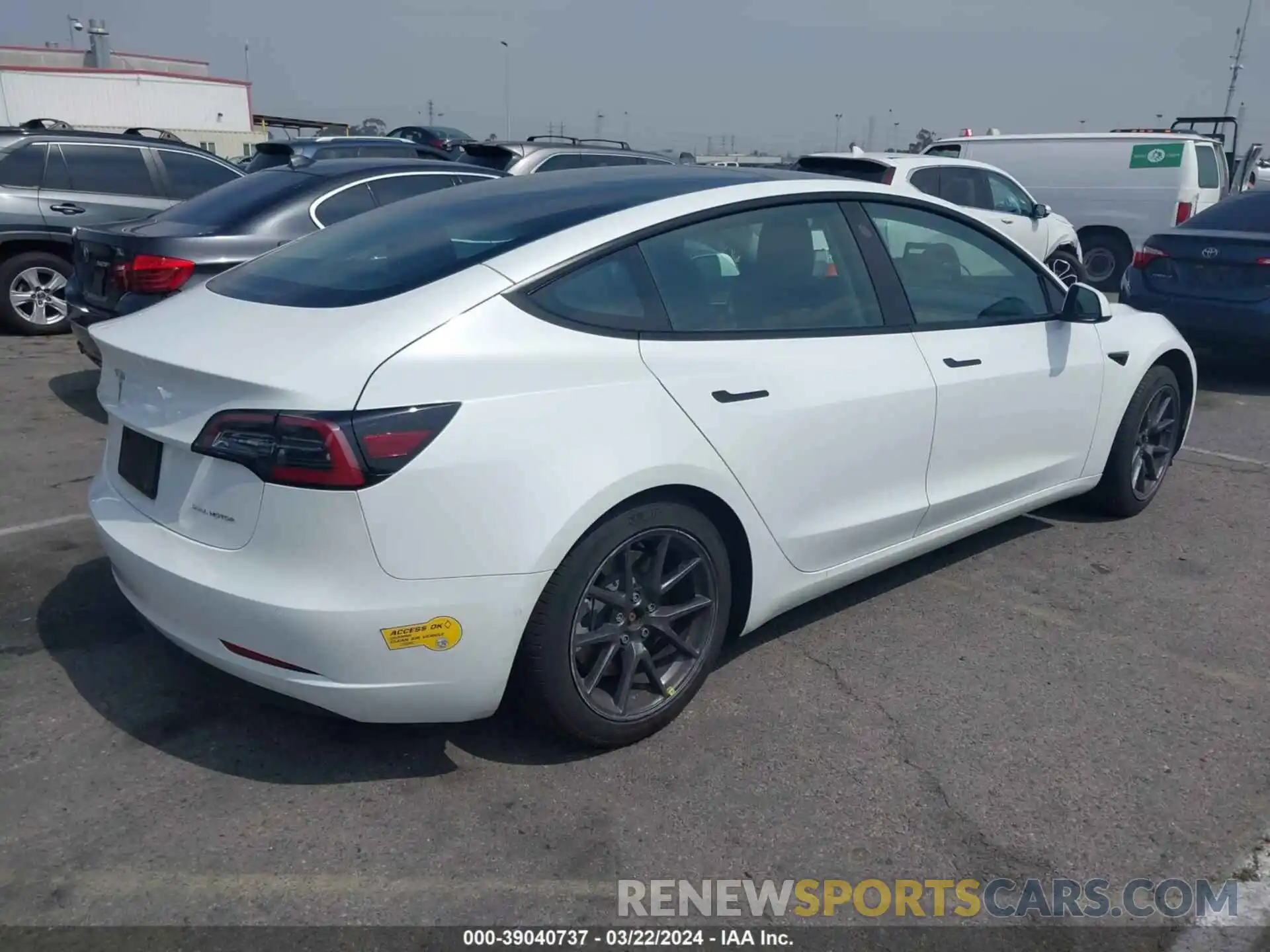 4 Photograph of a damaged car 5YJ3E1EB4NF271957 TESLA MODEL 3 2022