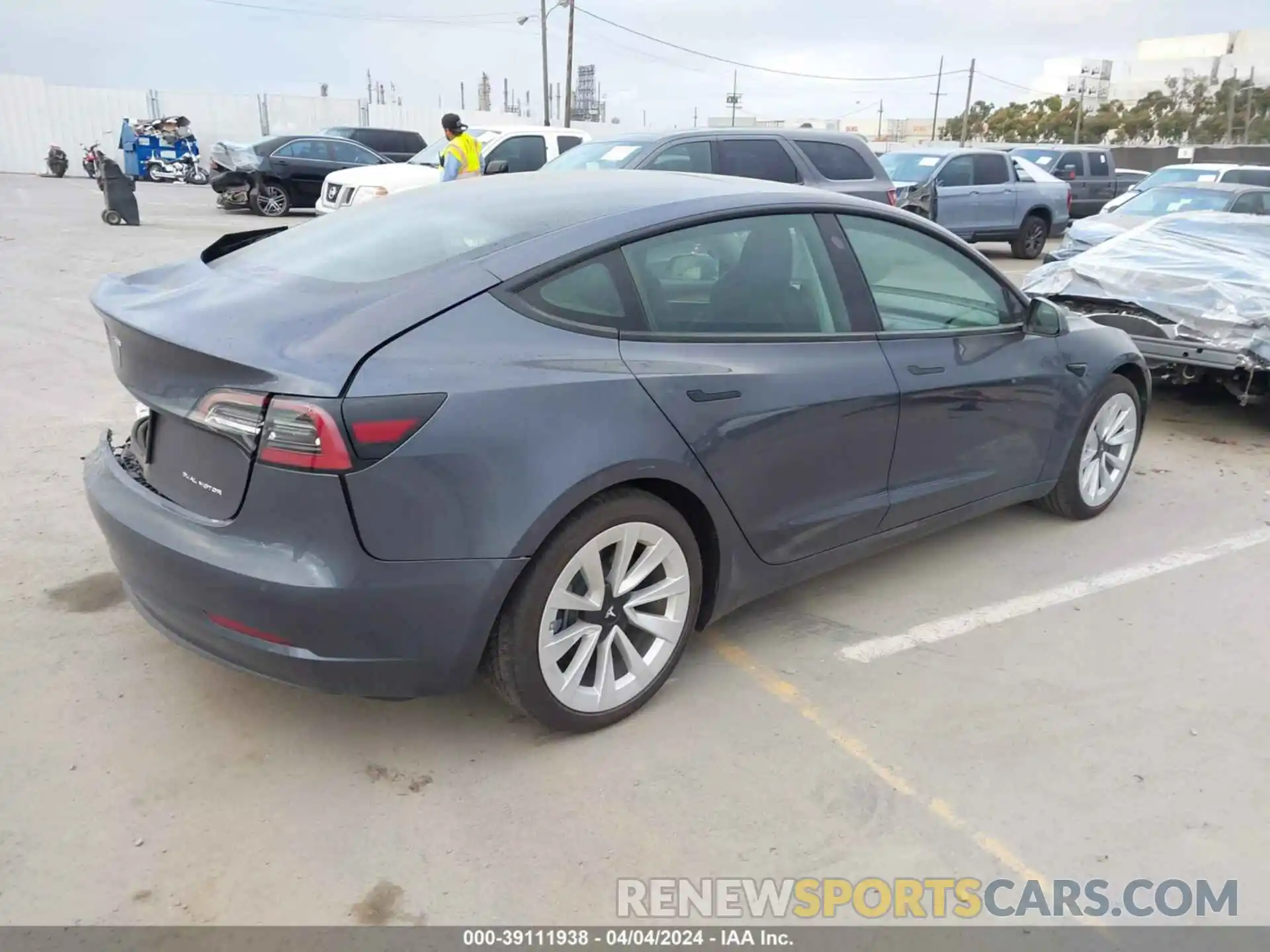 4 Photograph of a damaged car 5YJ3E1EB4NF322261 TESLA MODEL 3 2022