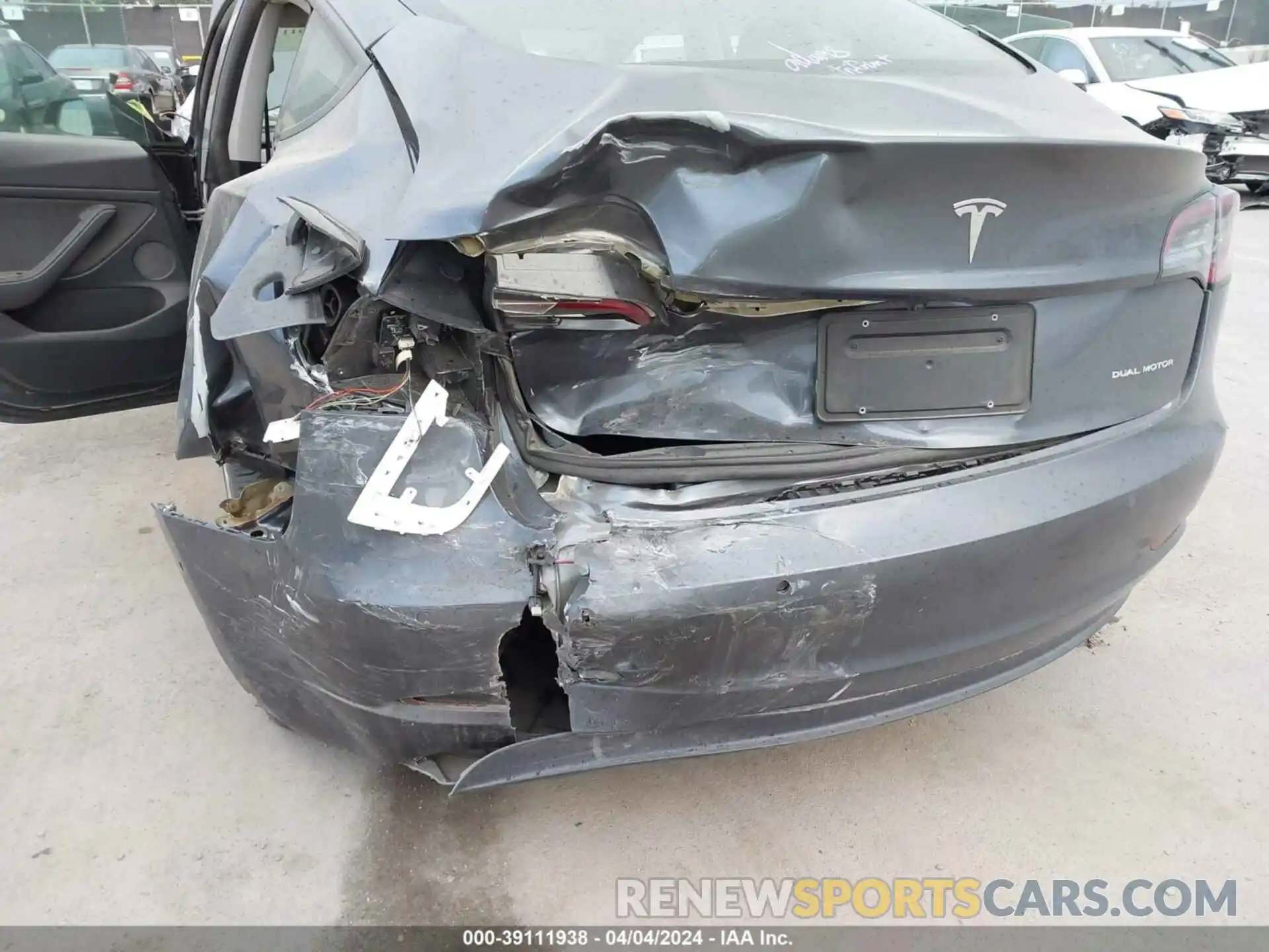 6 Photograph of a damaged car 5YJ3E1EB4NF322261 TESLA MODEL 3 2022